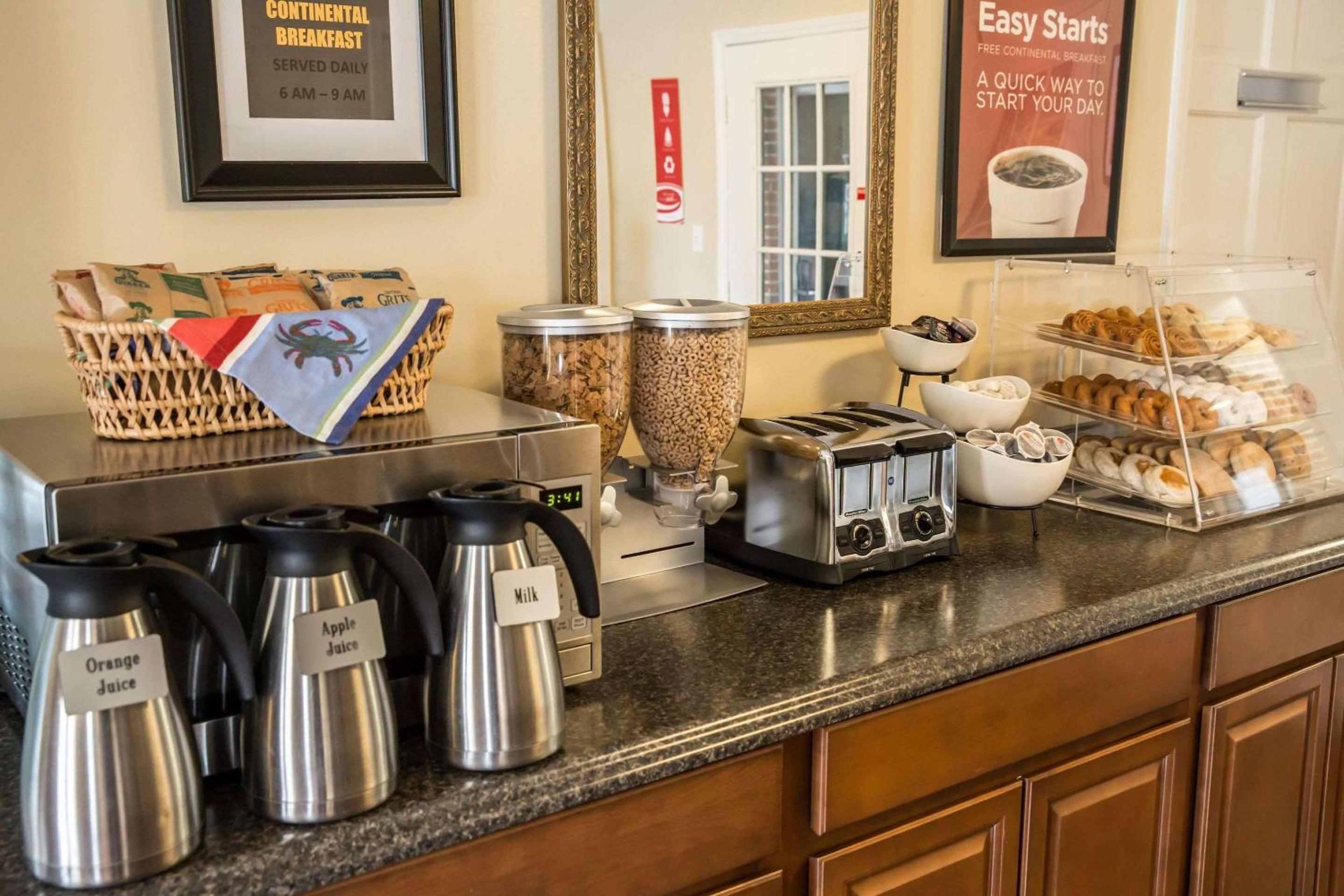 Econo Lodge Crystal Coast