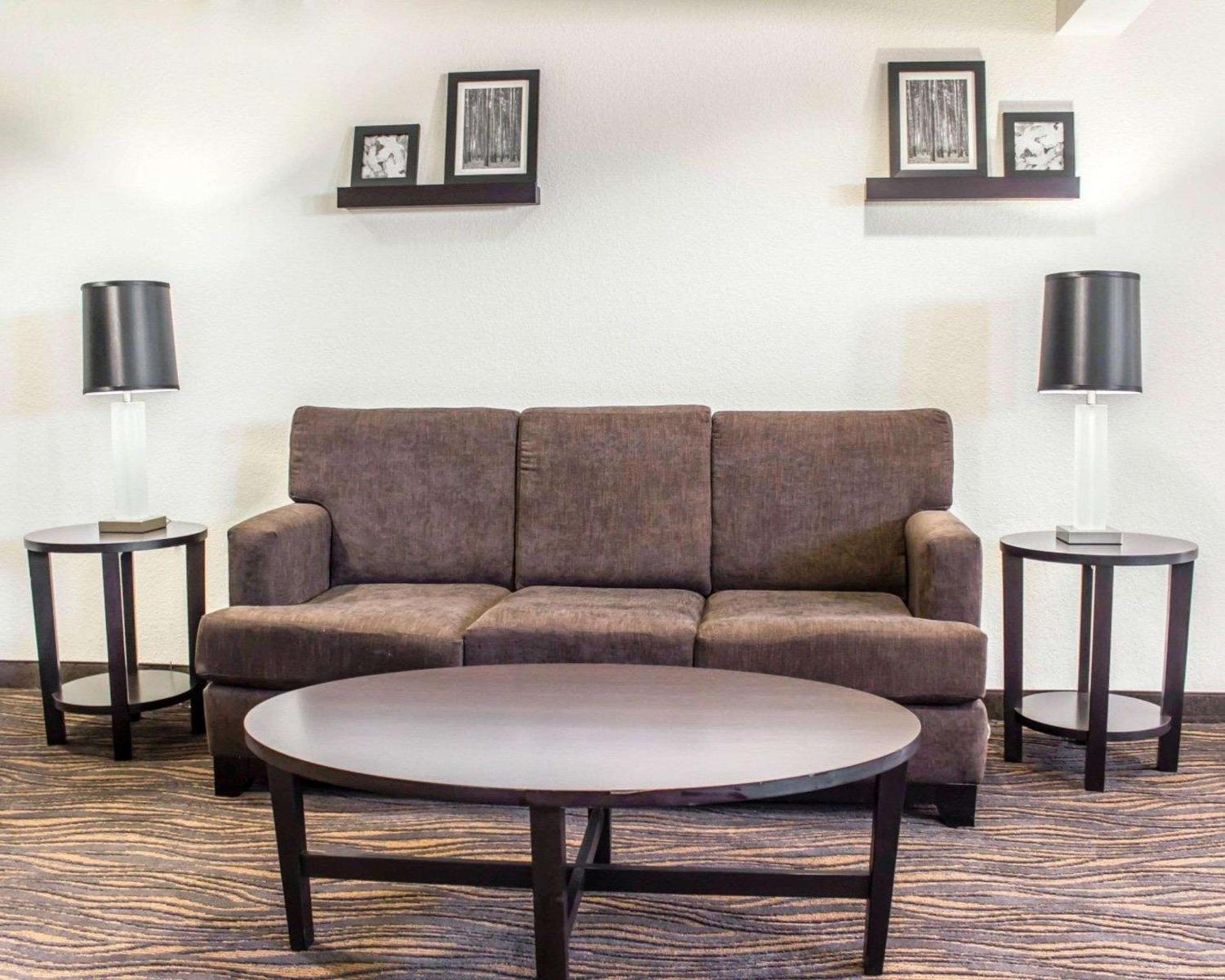 Spring Lake Vacations - Sleep Inn Suites Spring Lake - Fayetteville Near Fort Liberty - Property Image 31