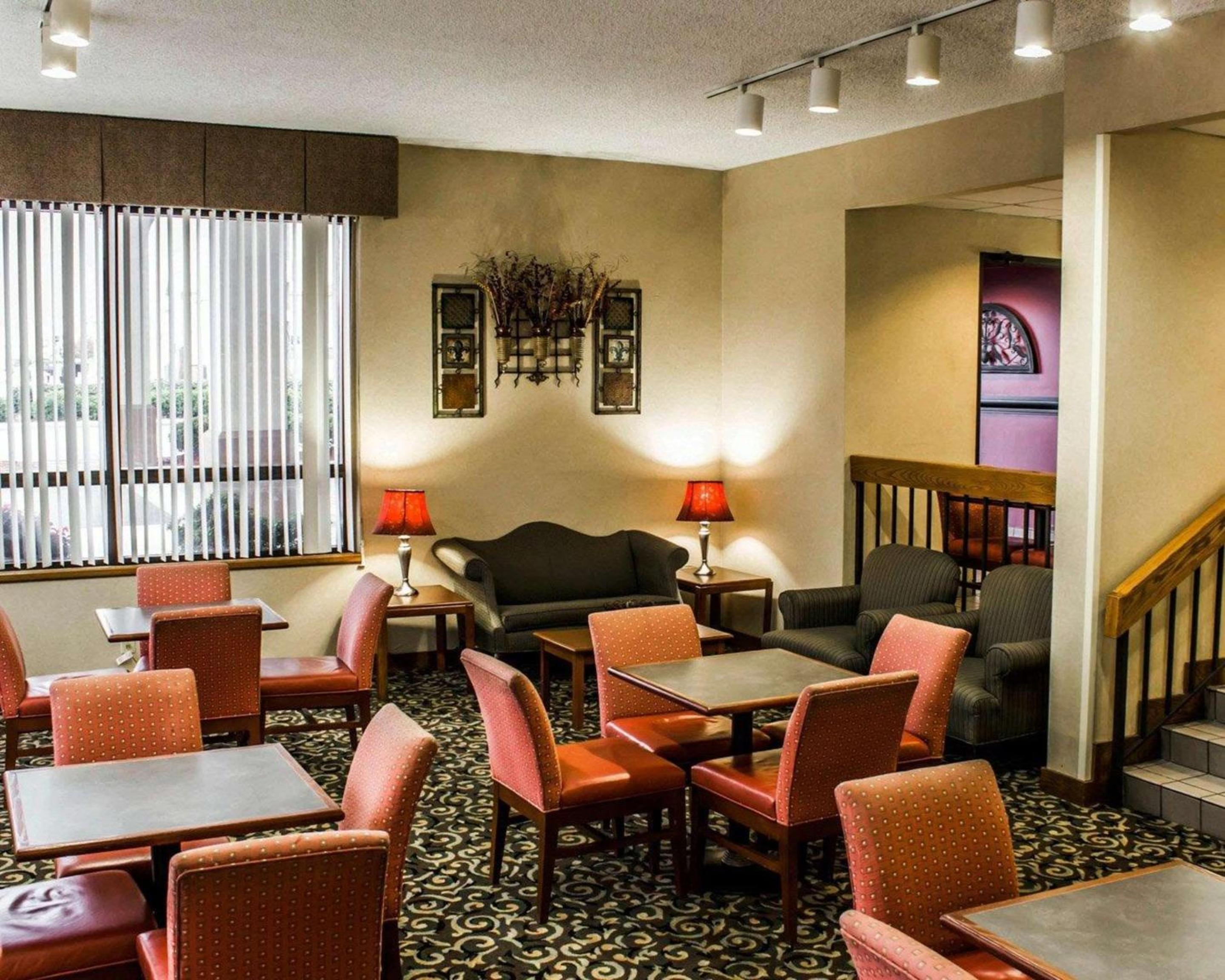 Roanoke Rapids Vacations - Quality Inn Roanoke near Lake Gaston - Property Image 15