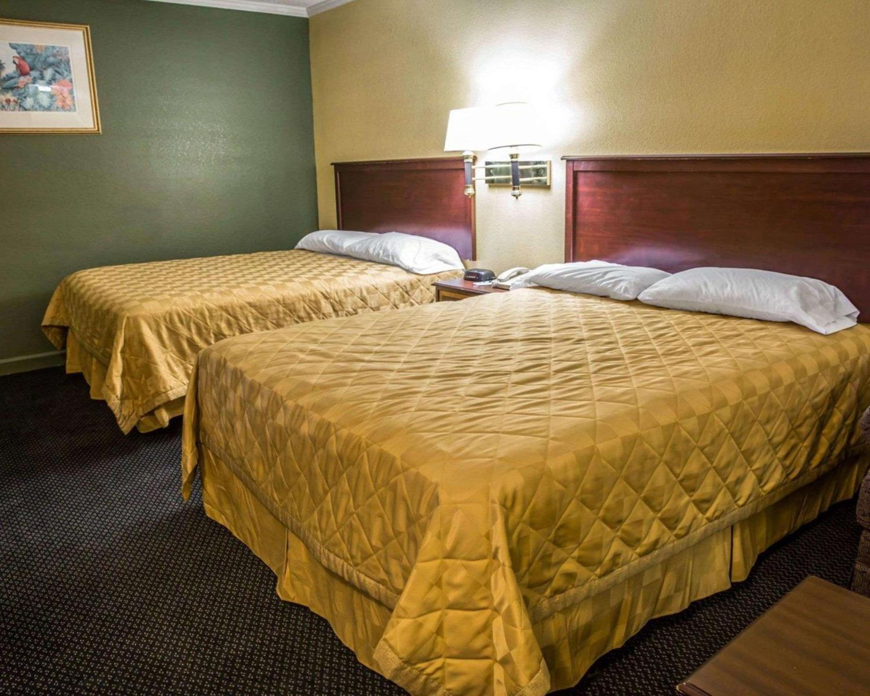 Rodeway Inn & Suites Plymouth Hwy 64, 写真 26