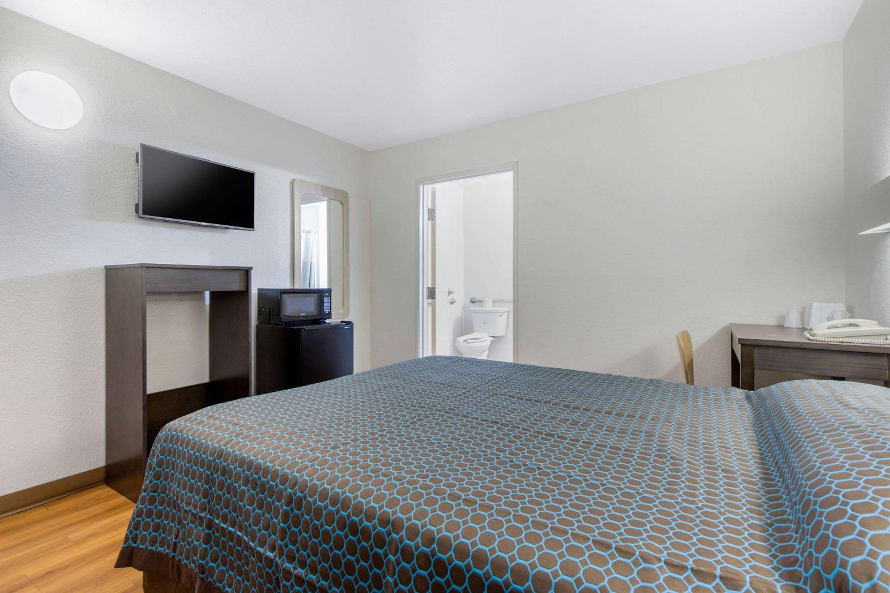 Rodeway Inn Winston Salem Route 52
