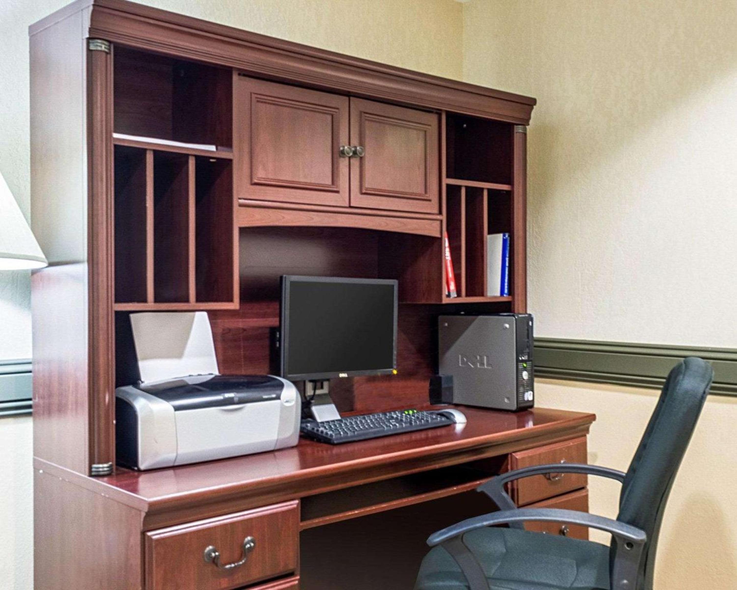 MainStay Suites Minot
