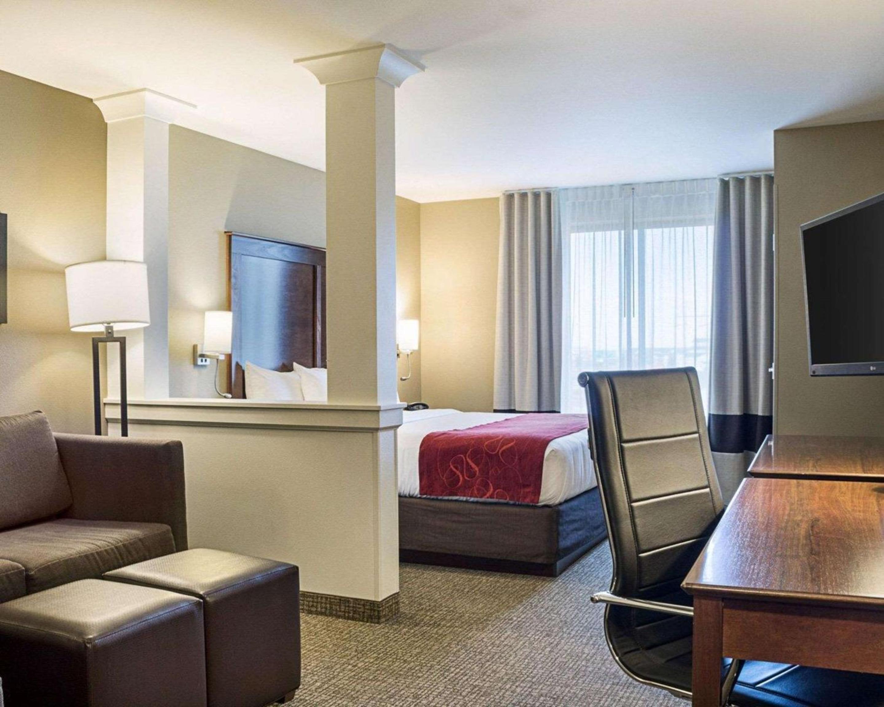 Comfort Suites Fargo Medical Center