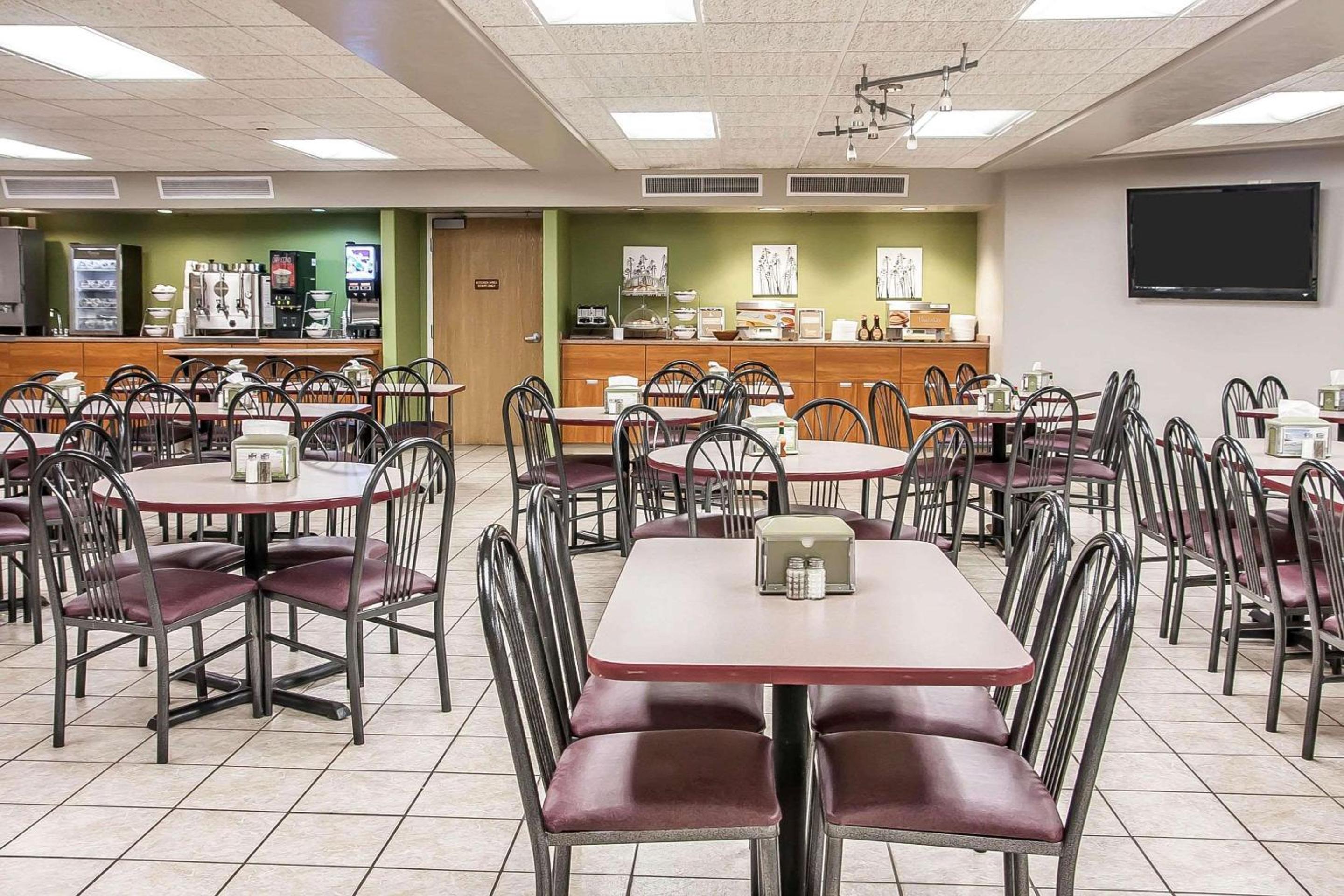 Sleep Inn & Suites Conference Center and Water Park