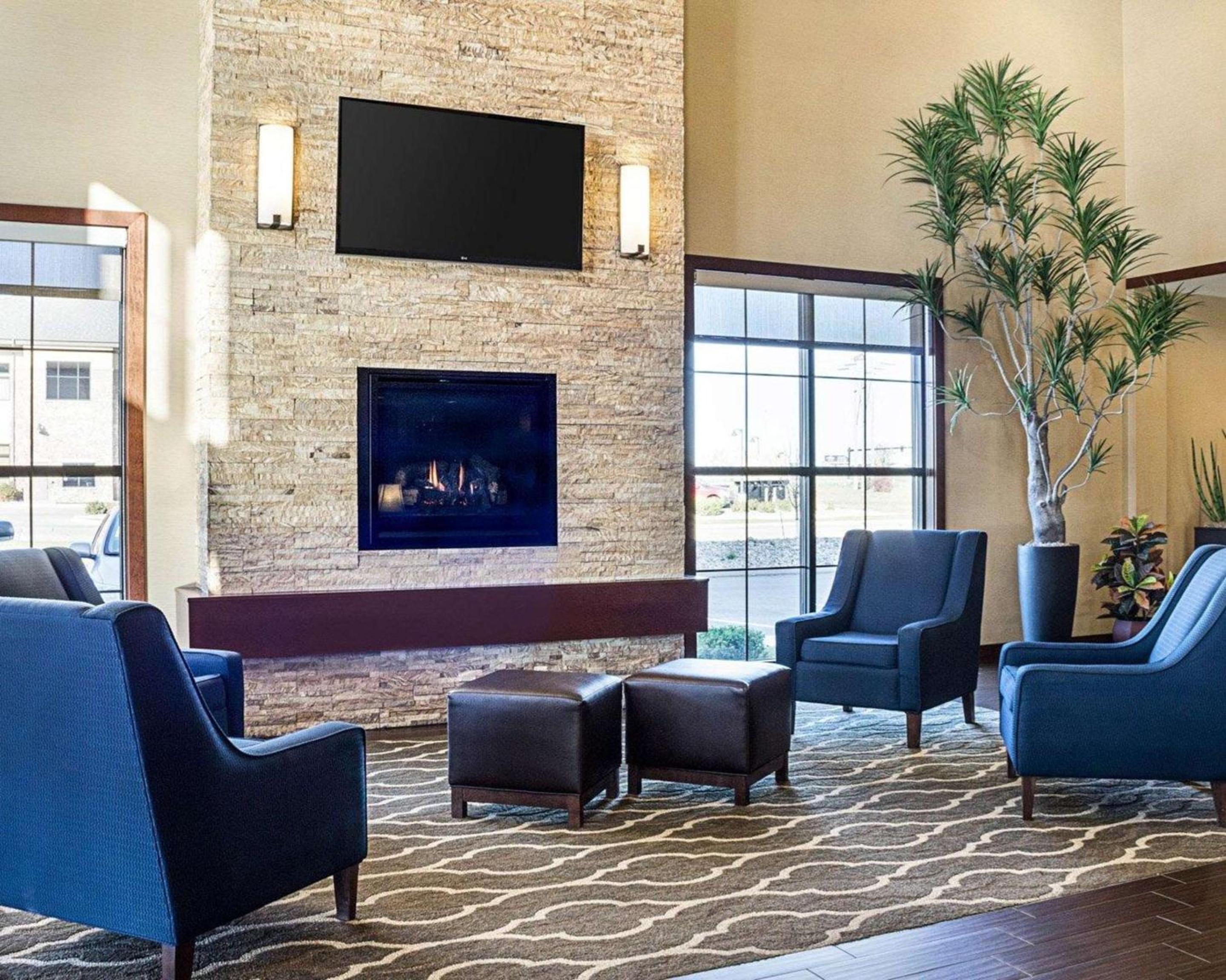Comfort Suites Fargo Medical Center