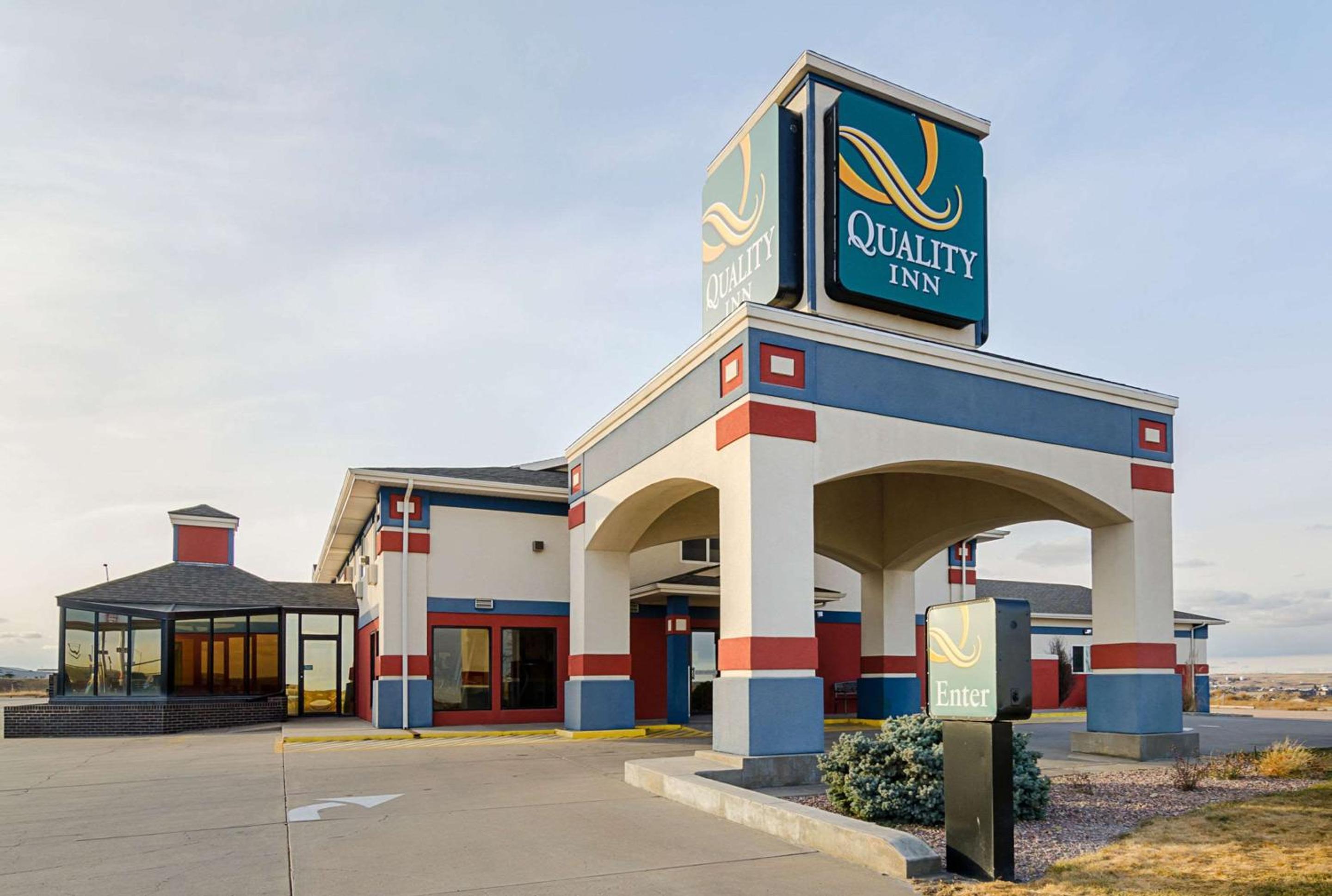 Hotel Quality Inn Sidney I-80 - Image 1