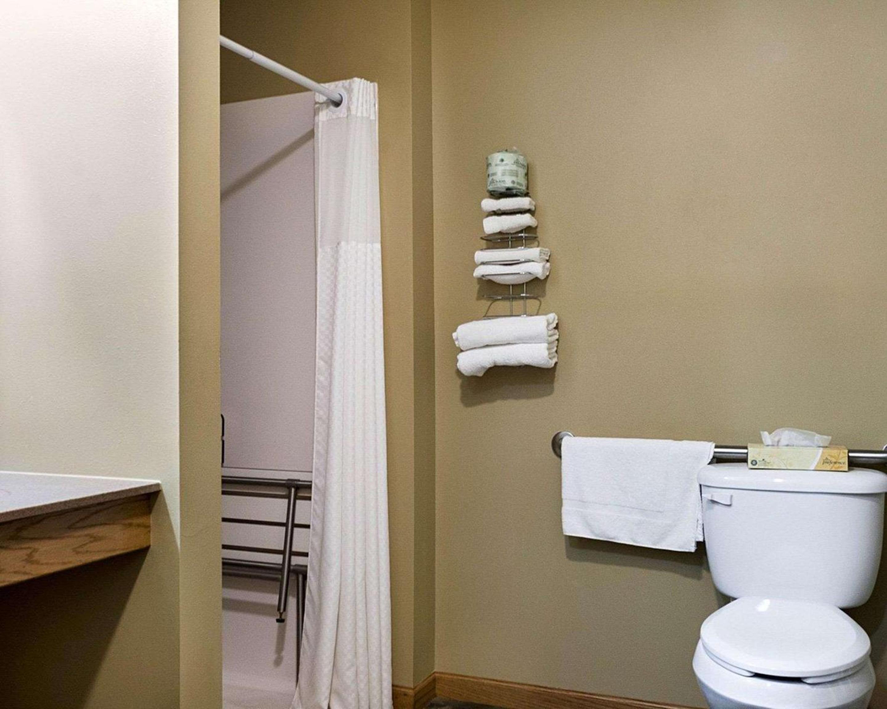 Econo Lodge Jamestown South