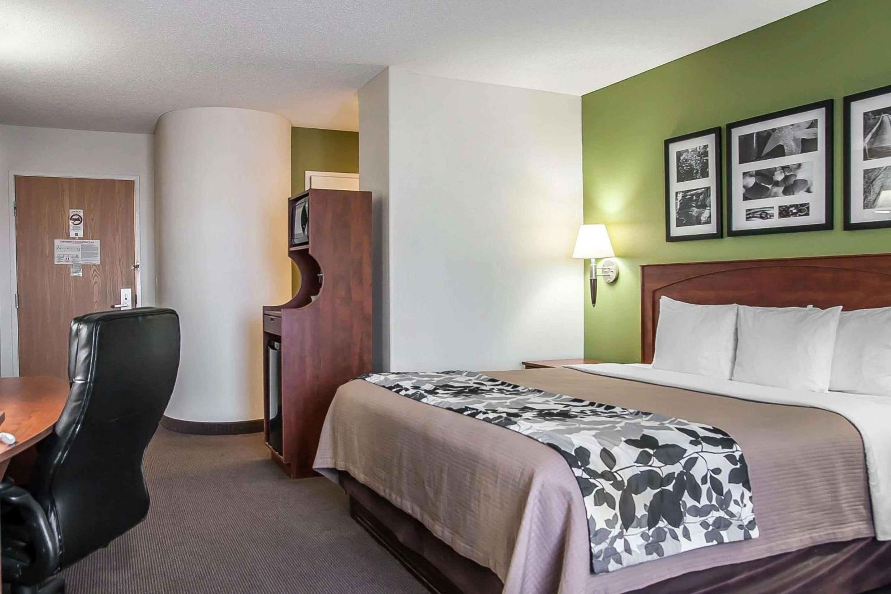 Sleep Inn & Suites Conference Center and Water Park