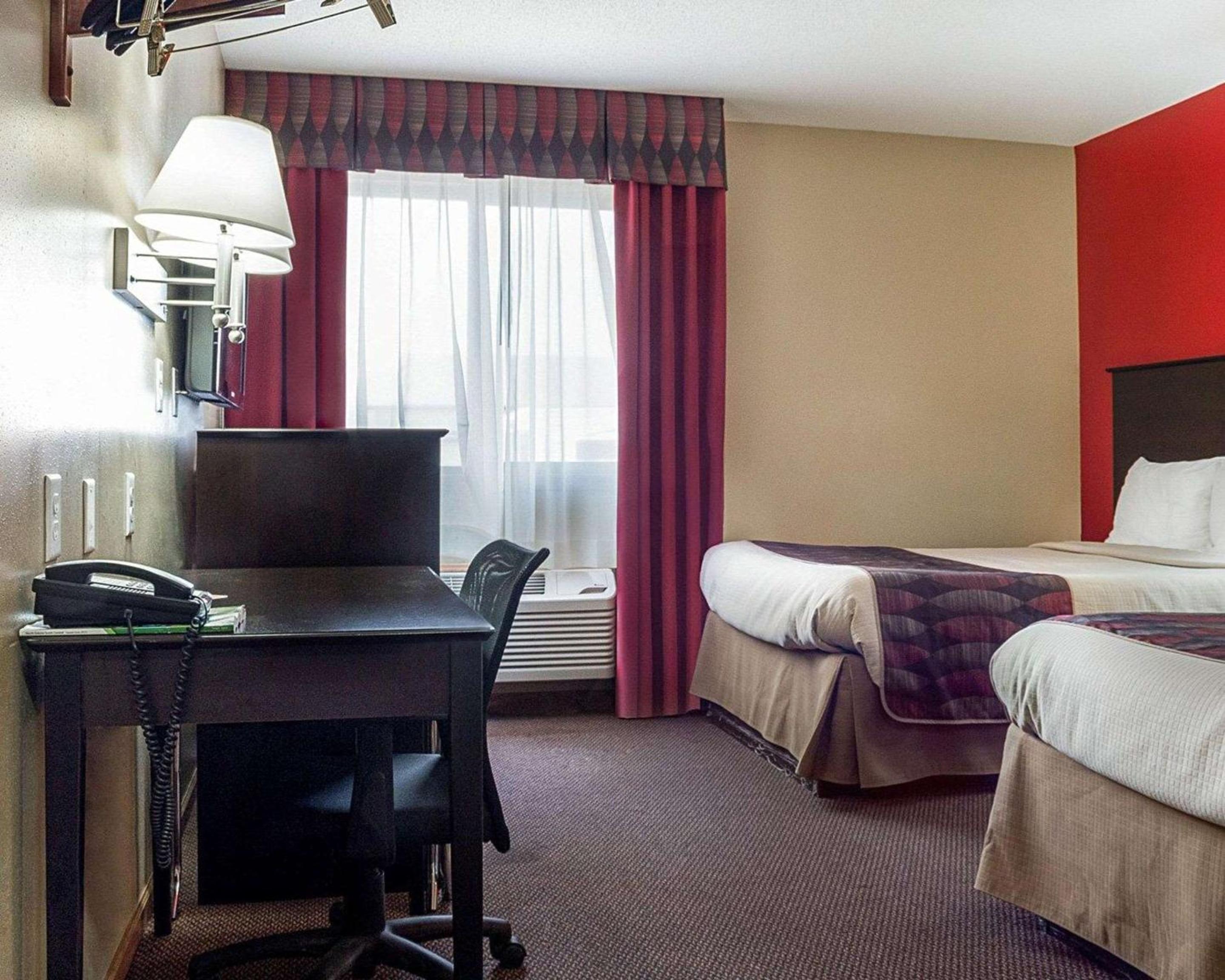 Econo Lodge Jamestown South
