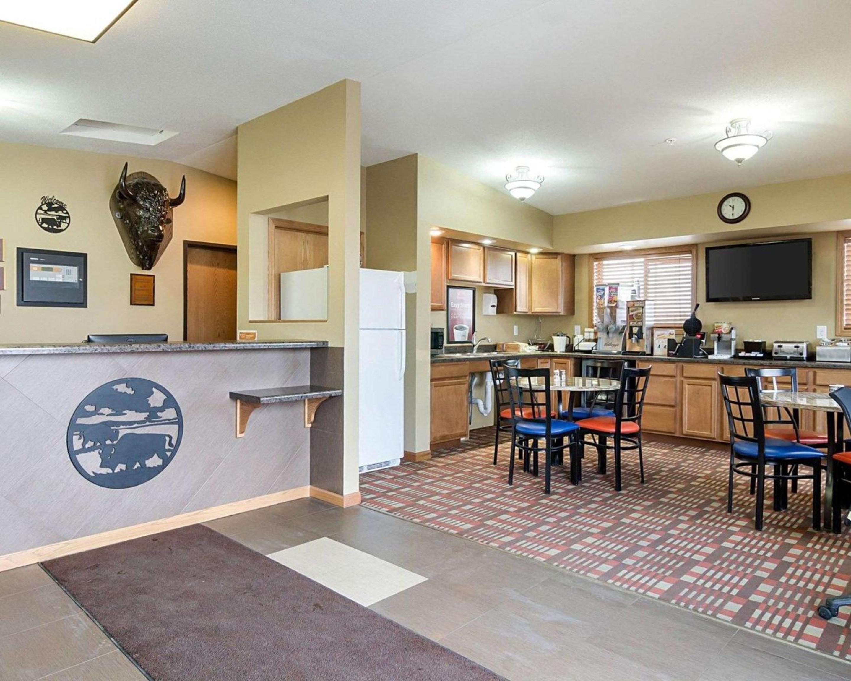 Econo Lodge Jamestown South