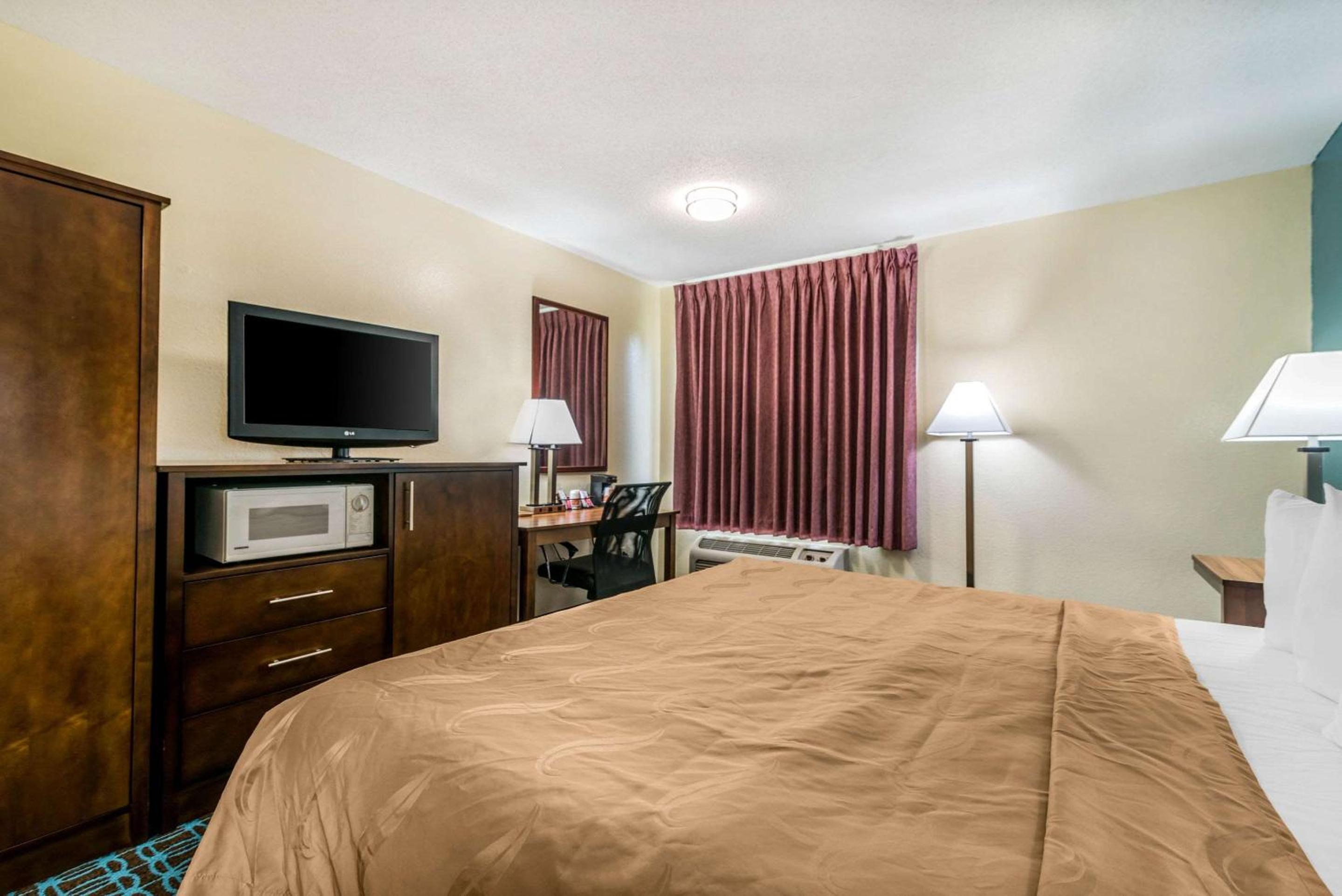 Quality Inn Loudon-Concord view 4