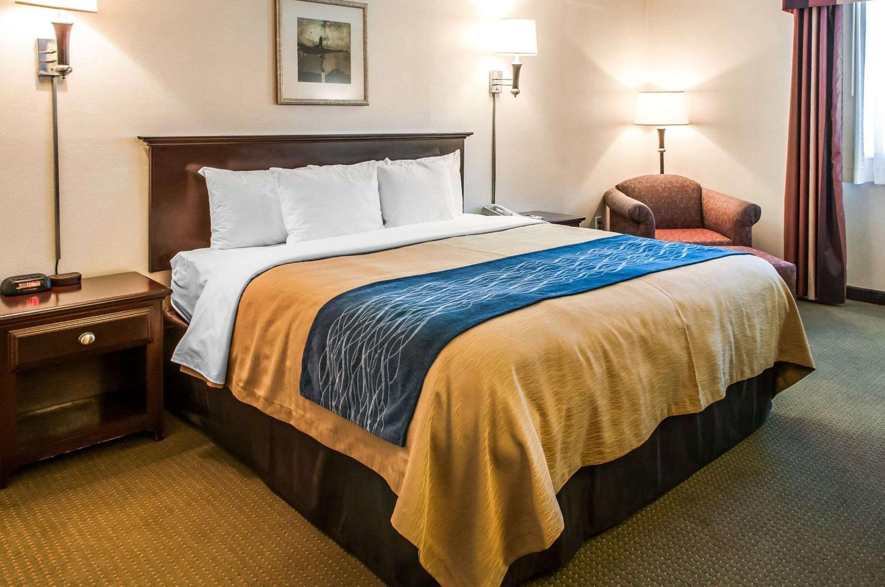 Las Vegas Vacations - Comfort Inn Las Vegas New Mexico - Property Image 1