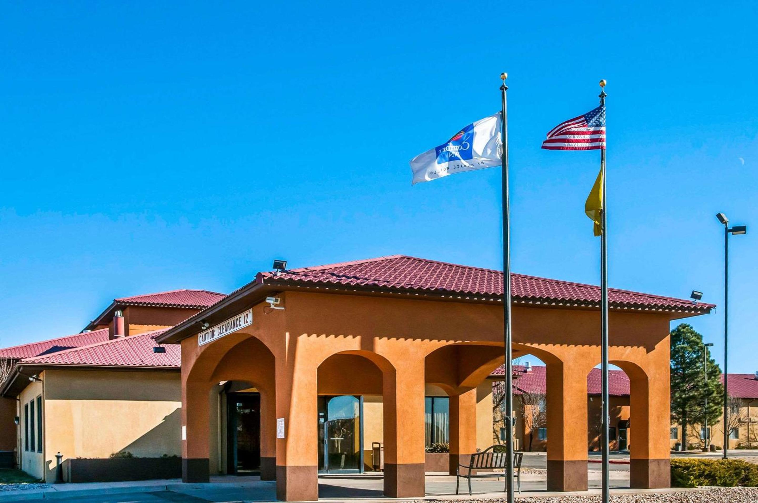 Las Vegas Vacations - Comfort Inn Las Vegas New Mexico - Property Image 2