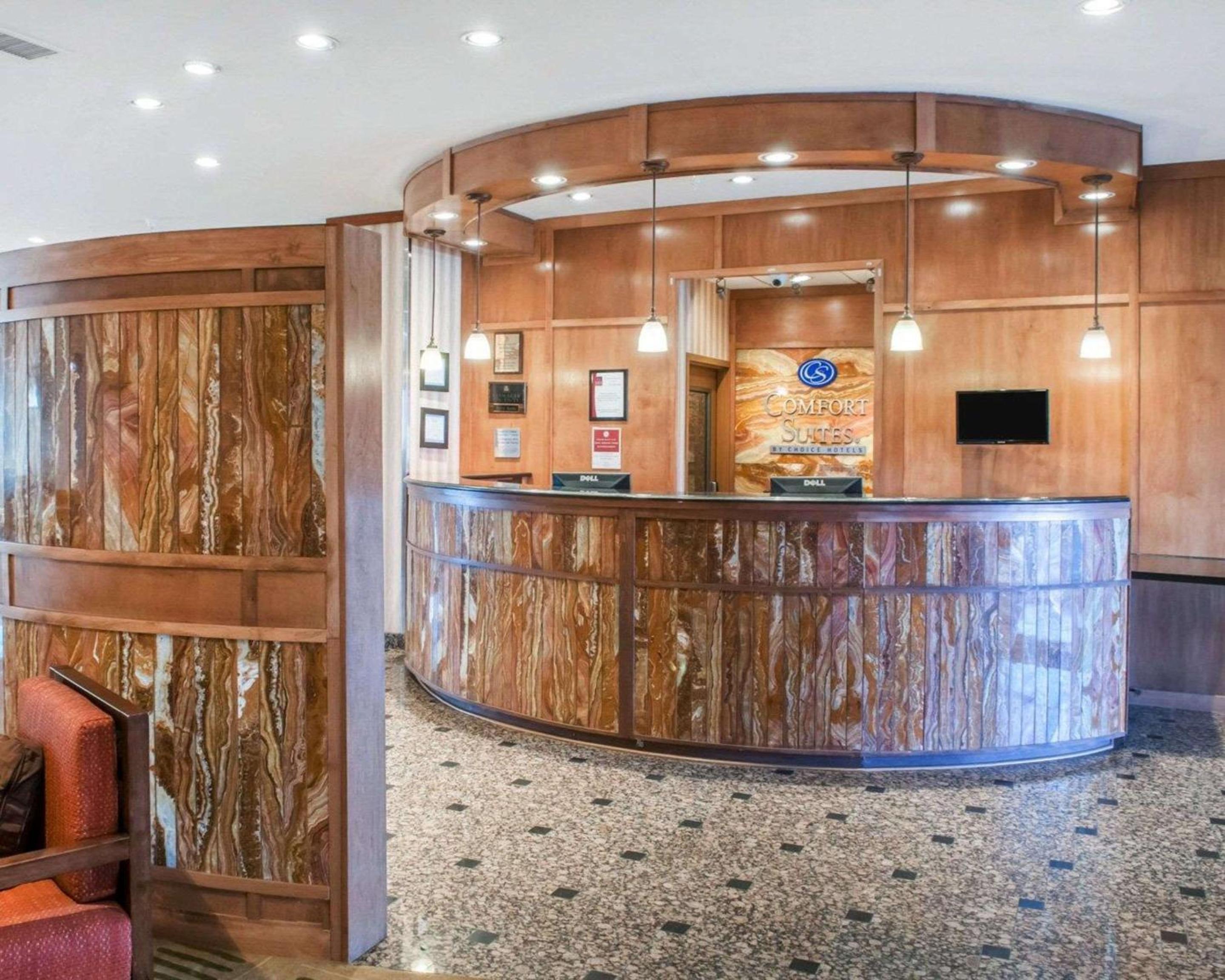 Roswell Vacations - Comfort Suites - Property Image 4