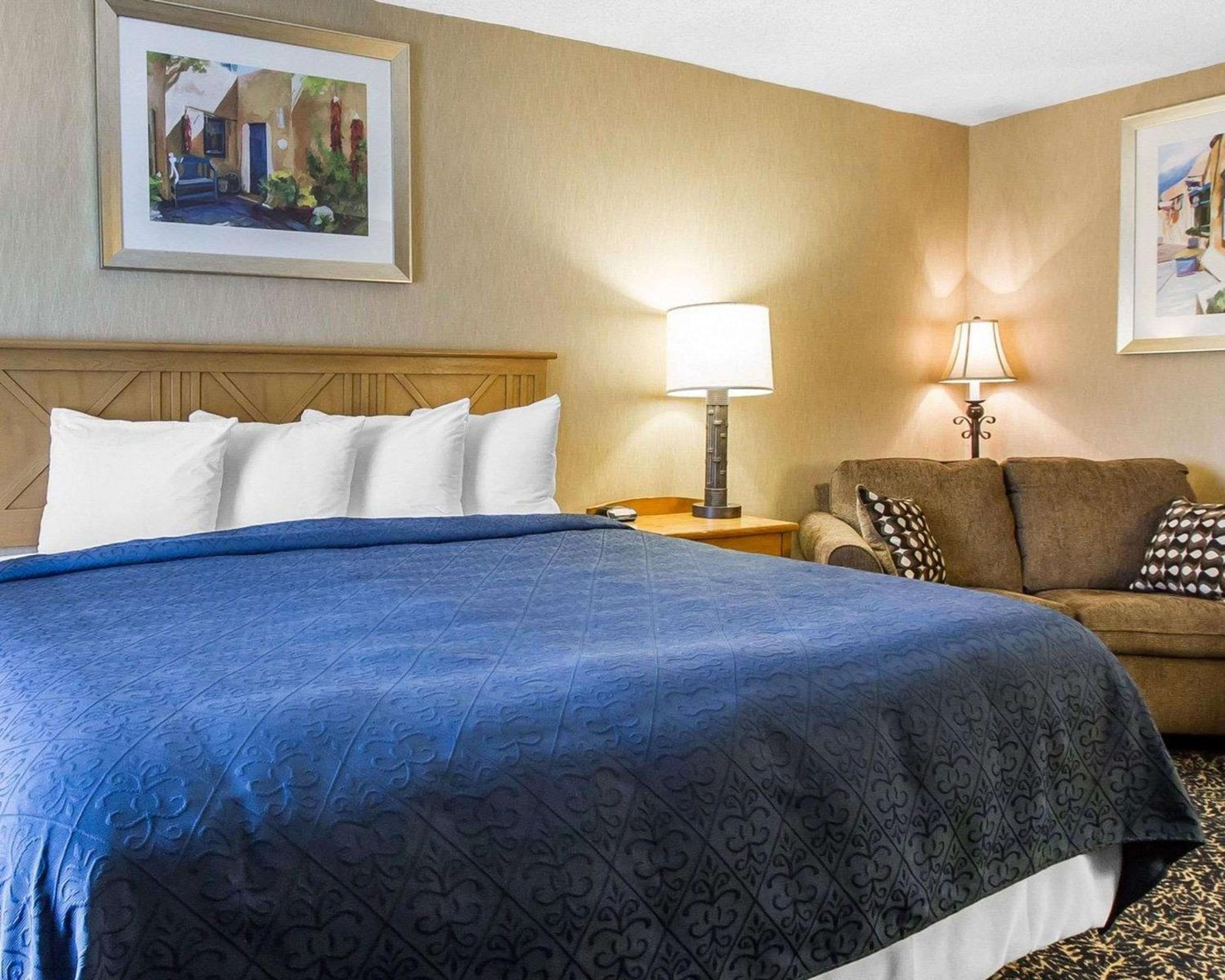 Deming Vacations - Quality Inn Deming - Property Image 2
