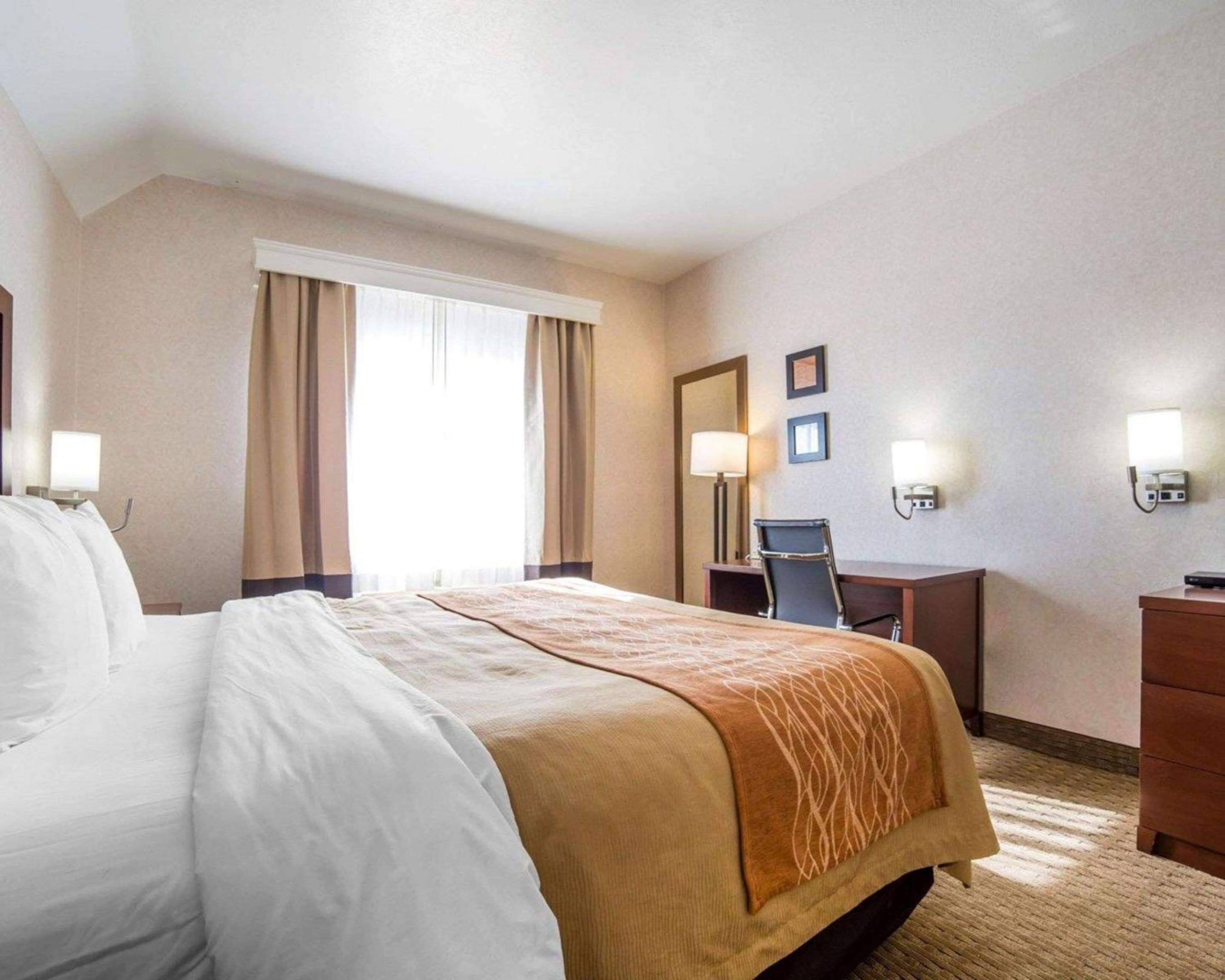 Elko Vacations - Comfort Inn Elko - Property Image 12