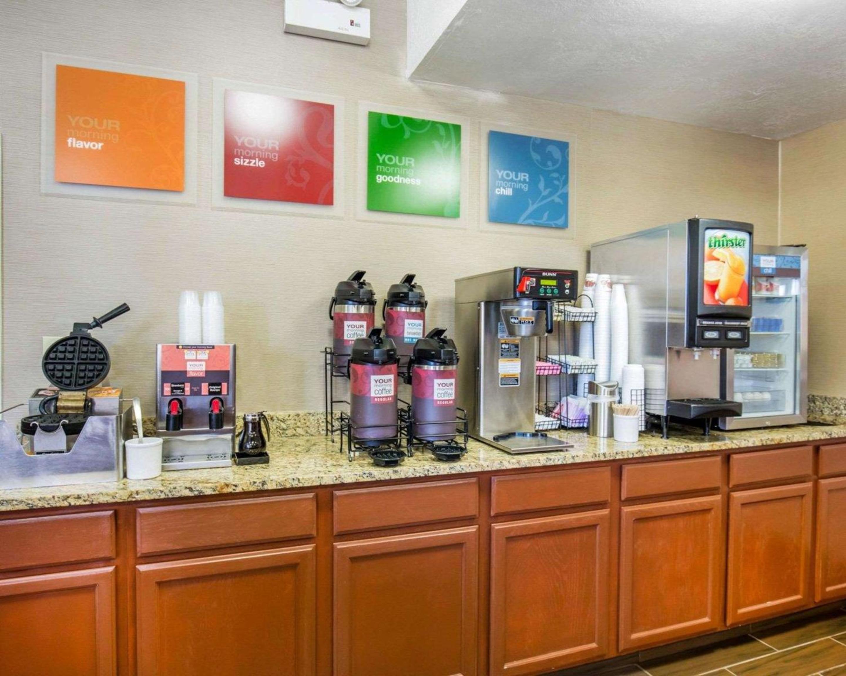 Elko Vacations - Comfort Inn Elko - Property Image 7