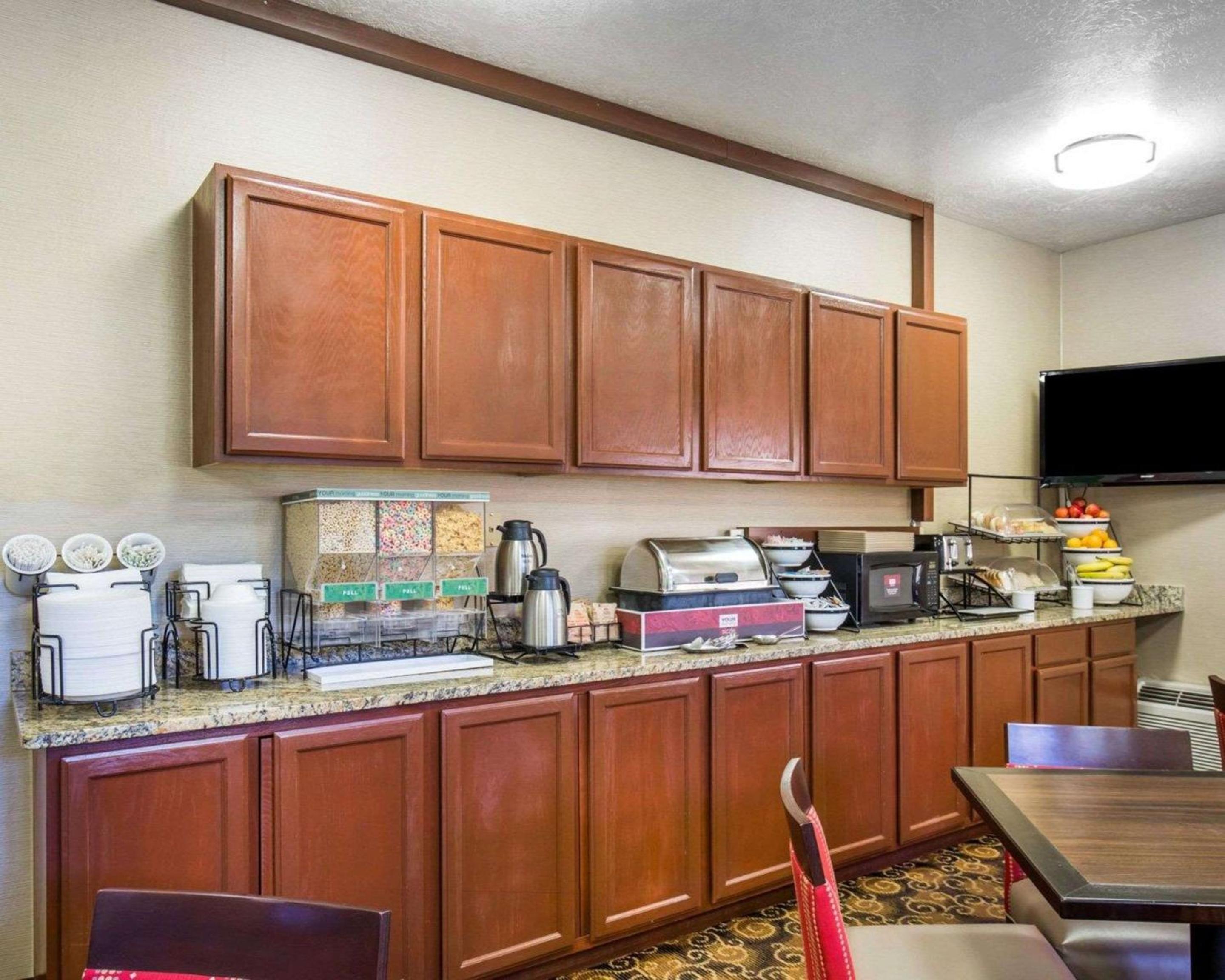 Elko Vacations - Comfort Inn Elko - Property Image 5