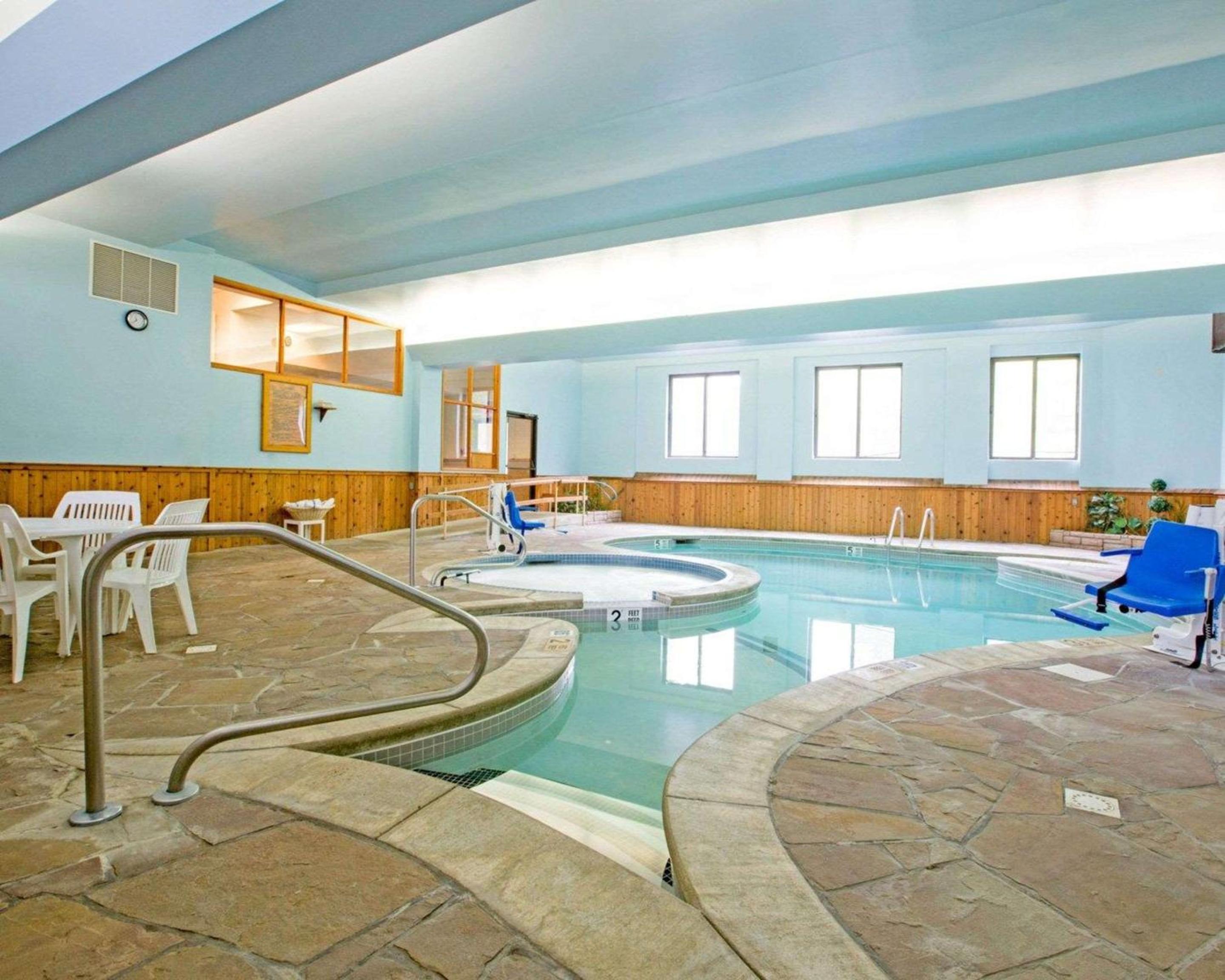 Rodeway Inn Lake Placid South view 4