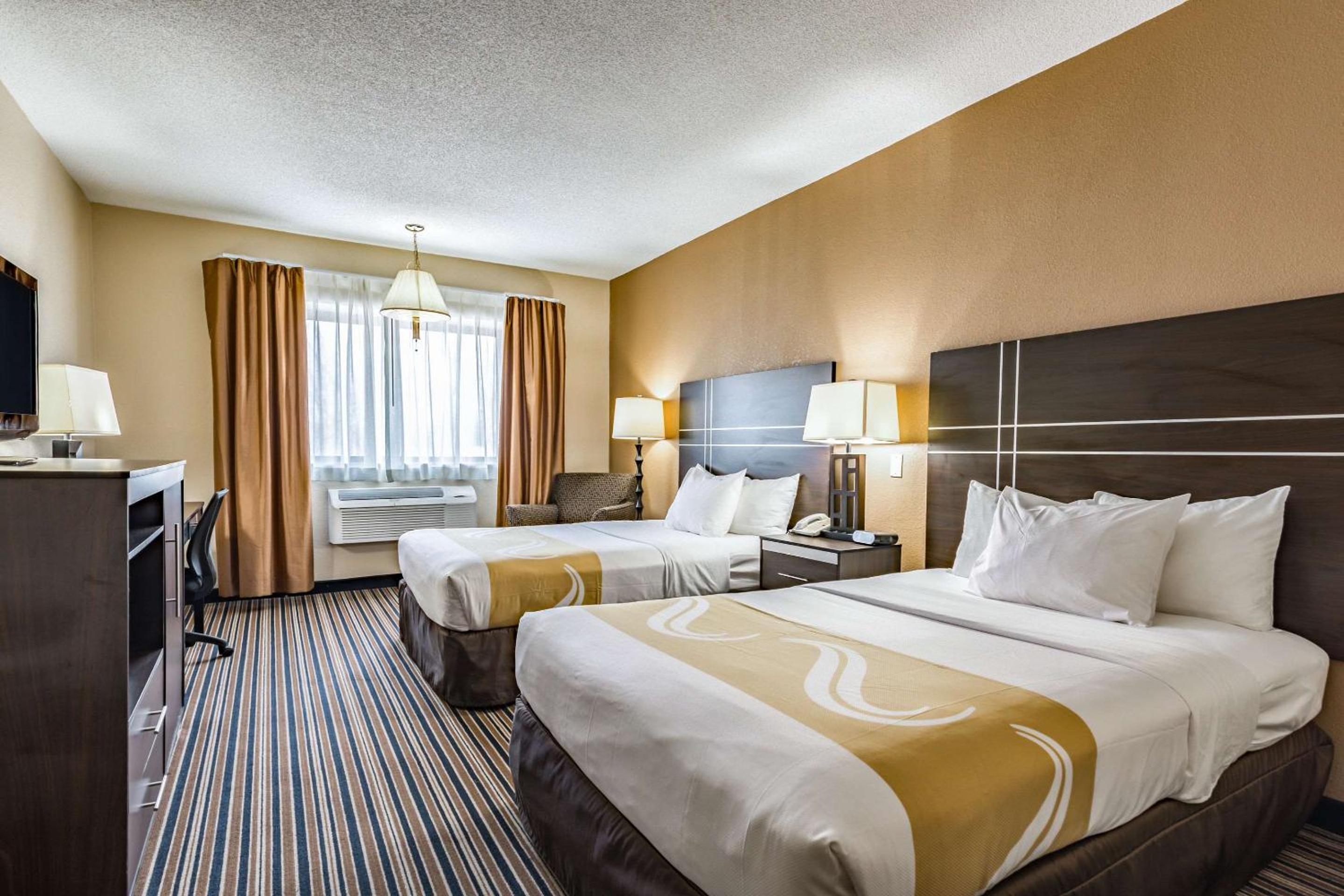Quality Inn Schenectady - Albany view 3
