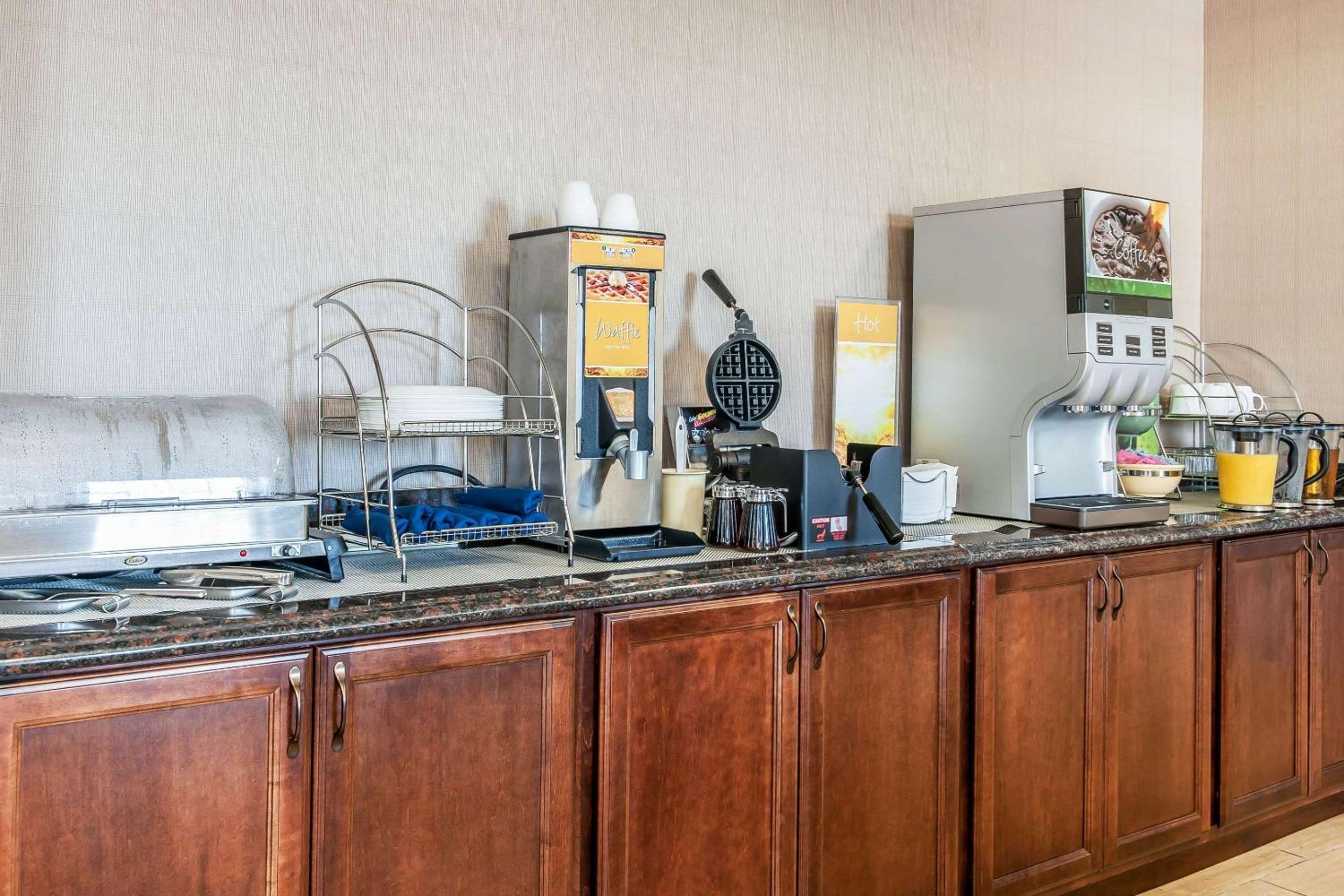 Findlay Vacations - Quality Inn - Property Image 19