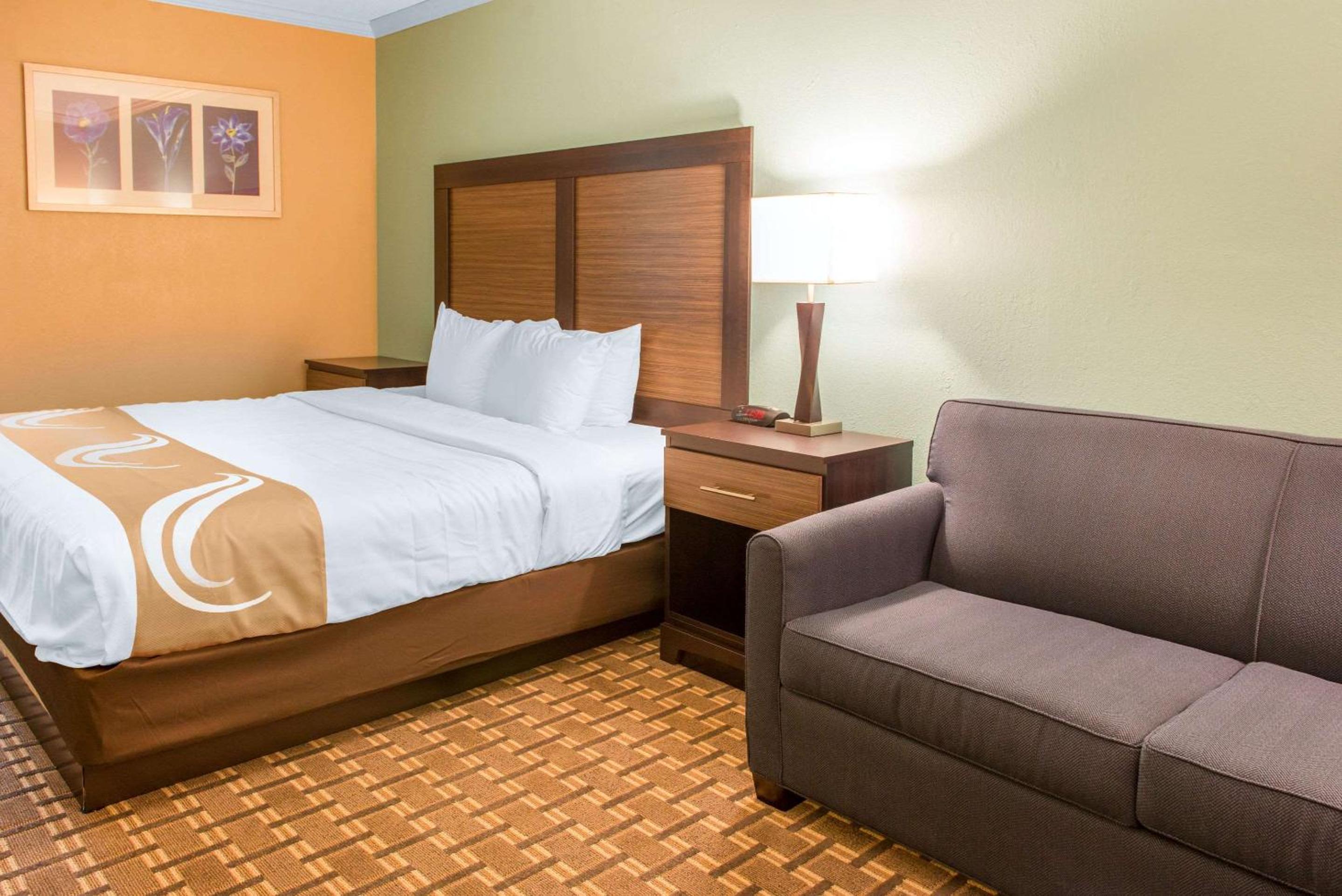 Findlay Vacations - Quality Inn - Property Image 5