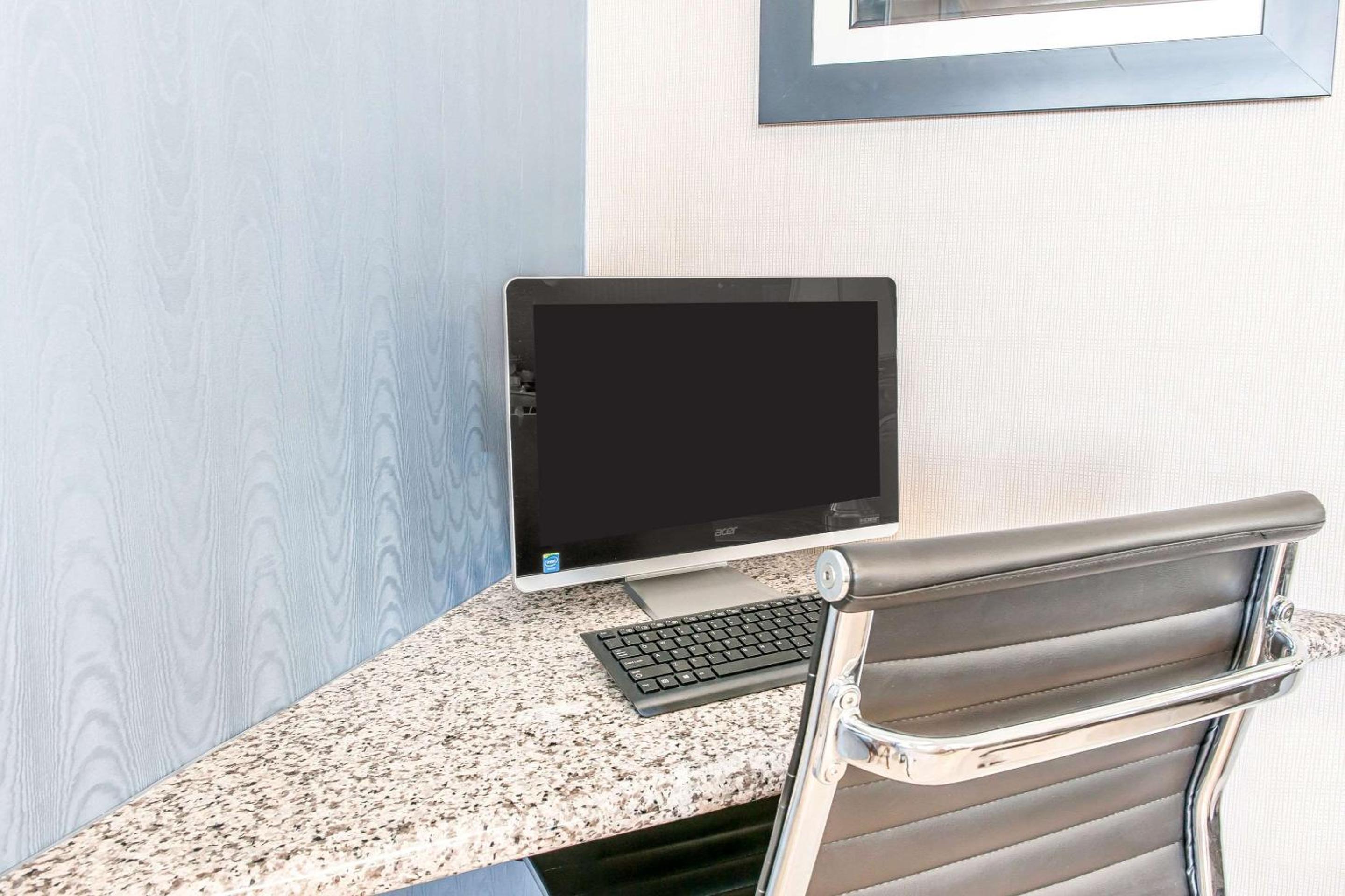 Findlay Vacations - Quality Inn - Property Image 15