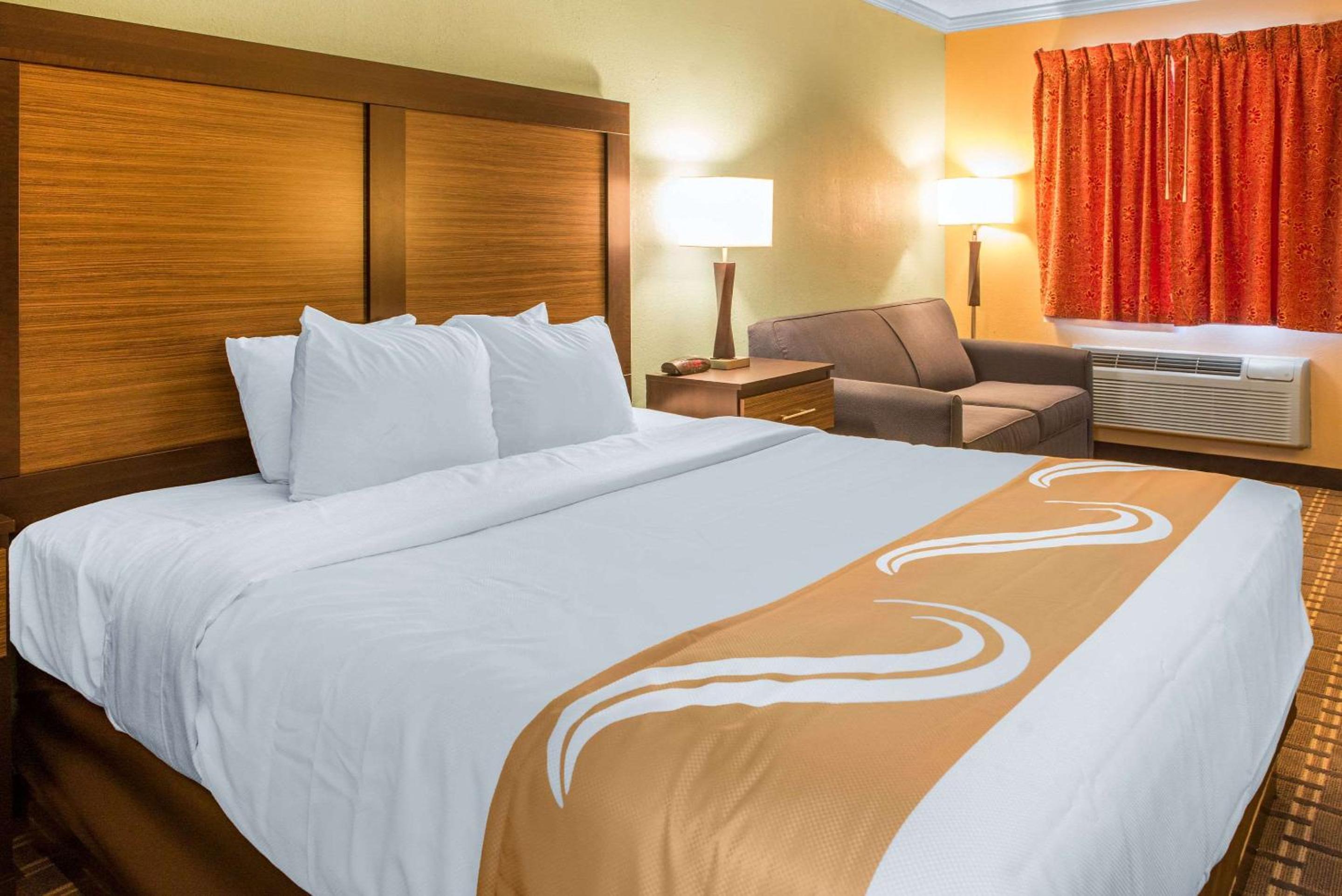 Findlay Vacations - Quality Inn - Property Image 6