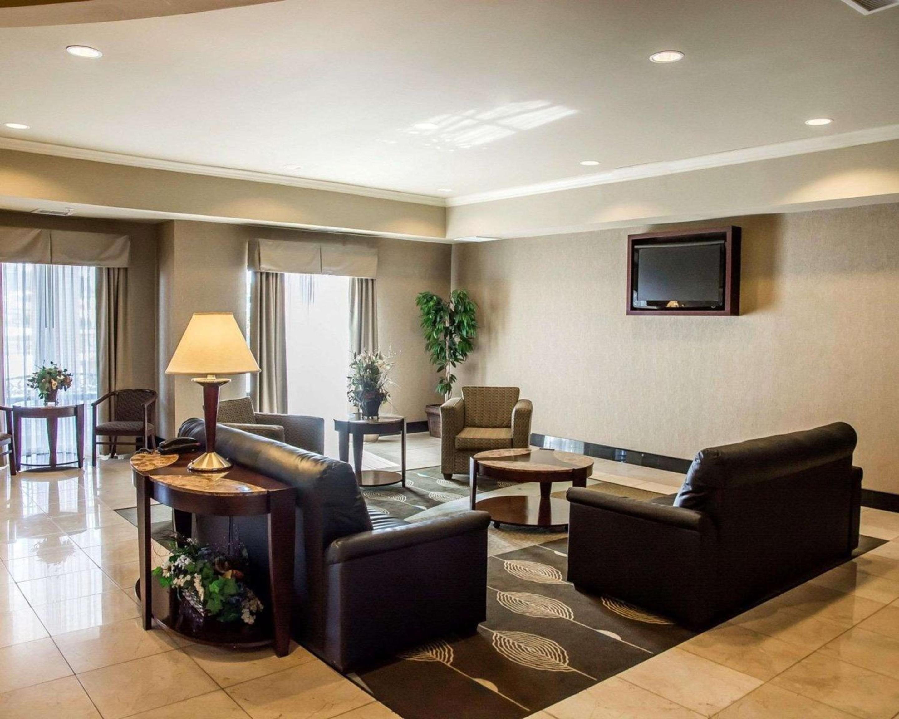 Spark by Hilton Cincinnati Fairfield view 4