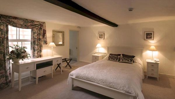 Oxford Vacations - Bath Place Hotel Limited - Property Image 30