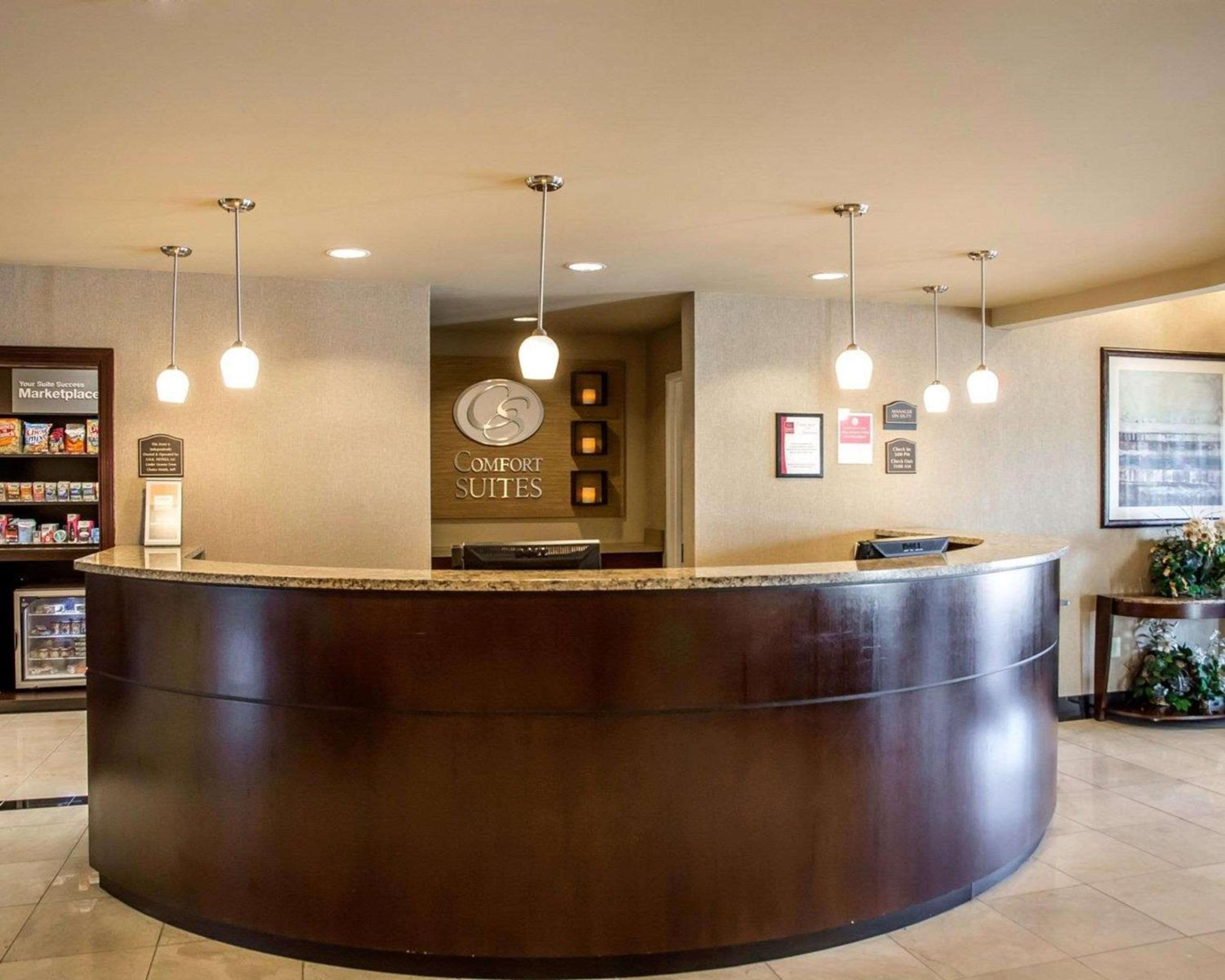 Spark by Hilton Cincinnati Fairfield view 3