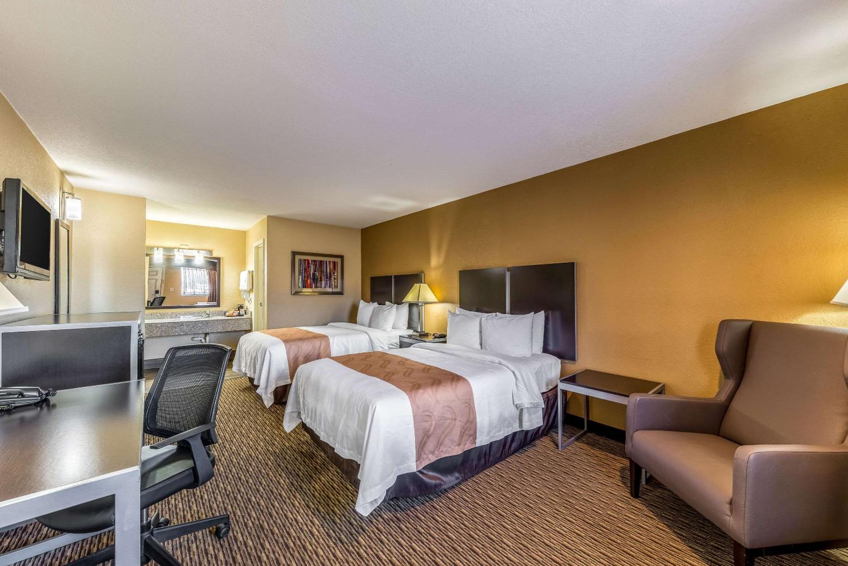 Quality Inn Glenpool - Tulsa