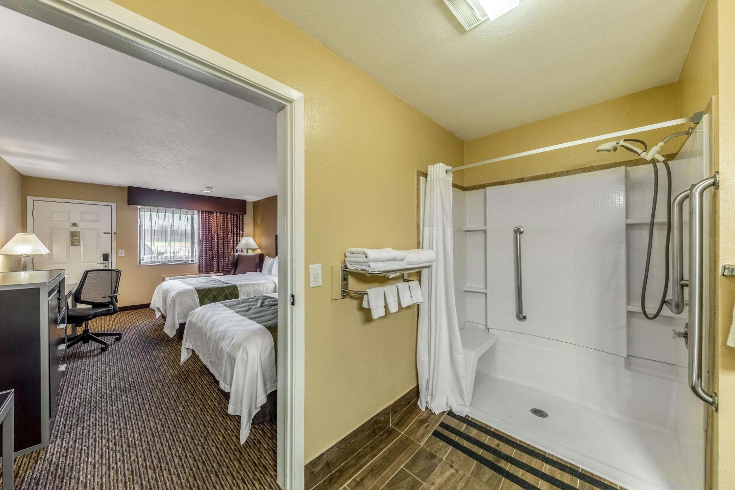 Quality Inn Glenpool - Tulsa