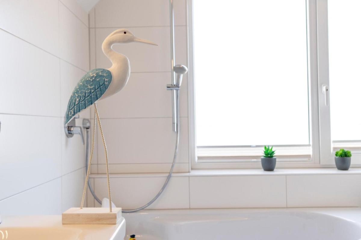 Flamingo view 4