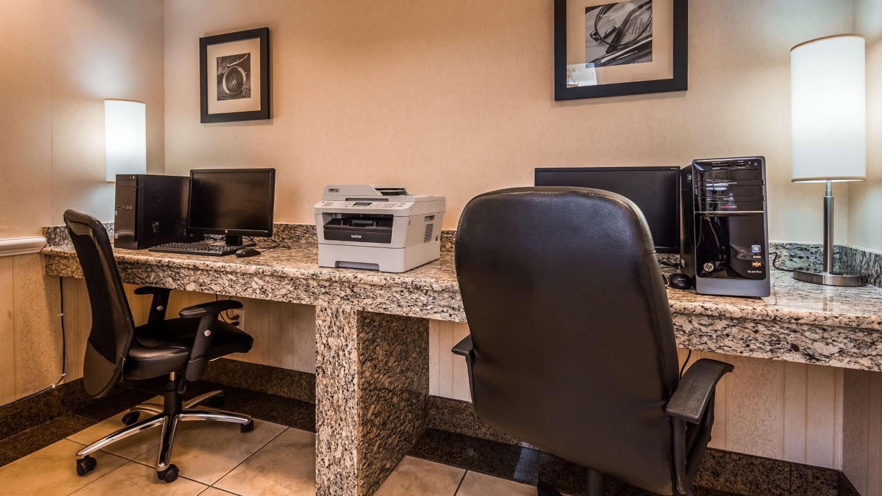 Best Western Plus Waxahachie Inn  Suites - Property Image 12
