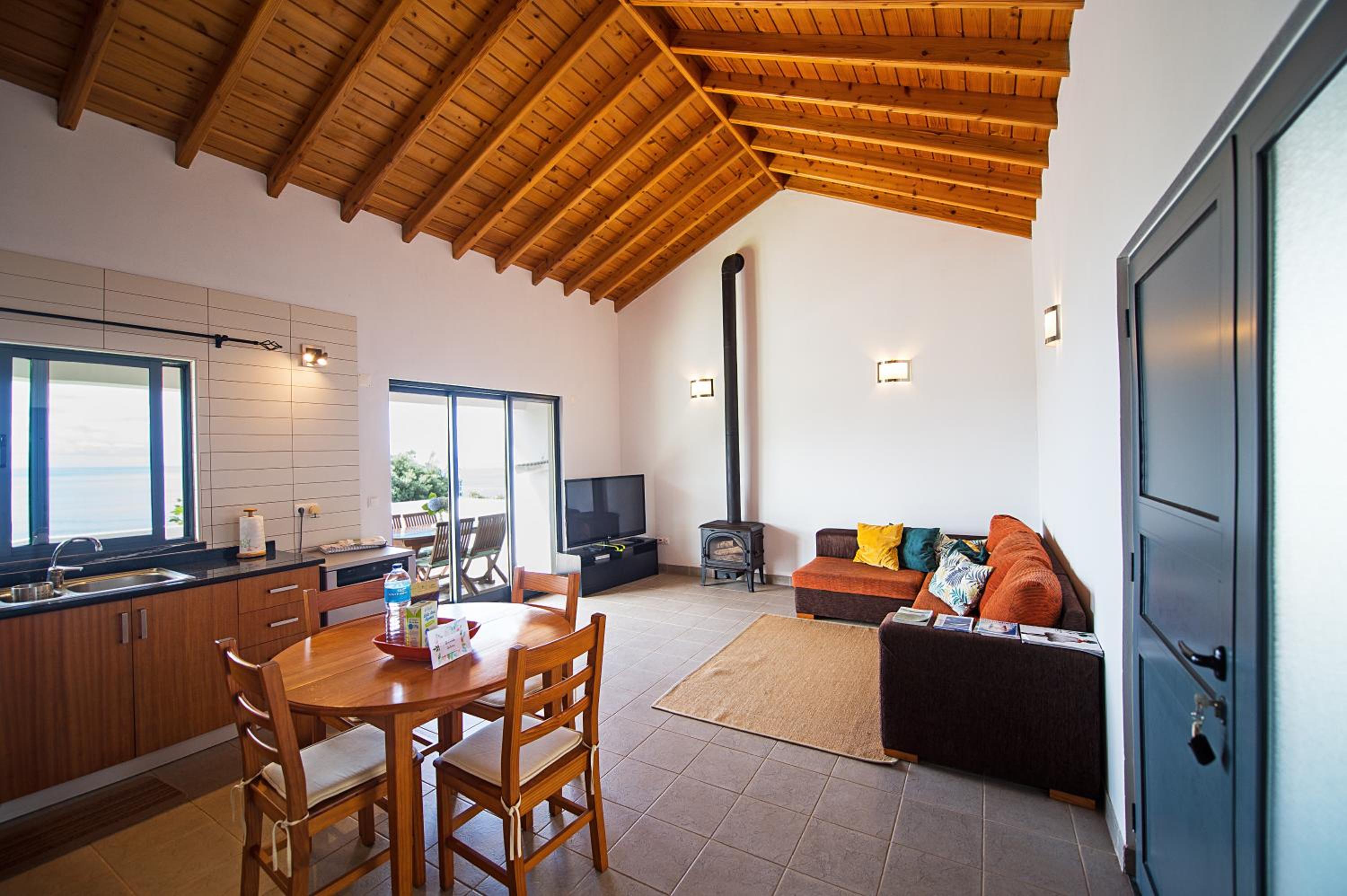 Casa do Nuno T2 view 3