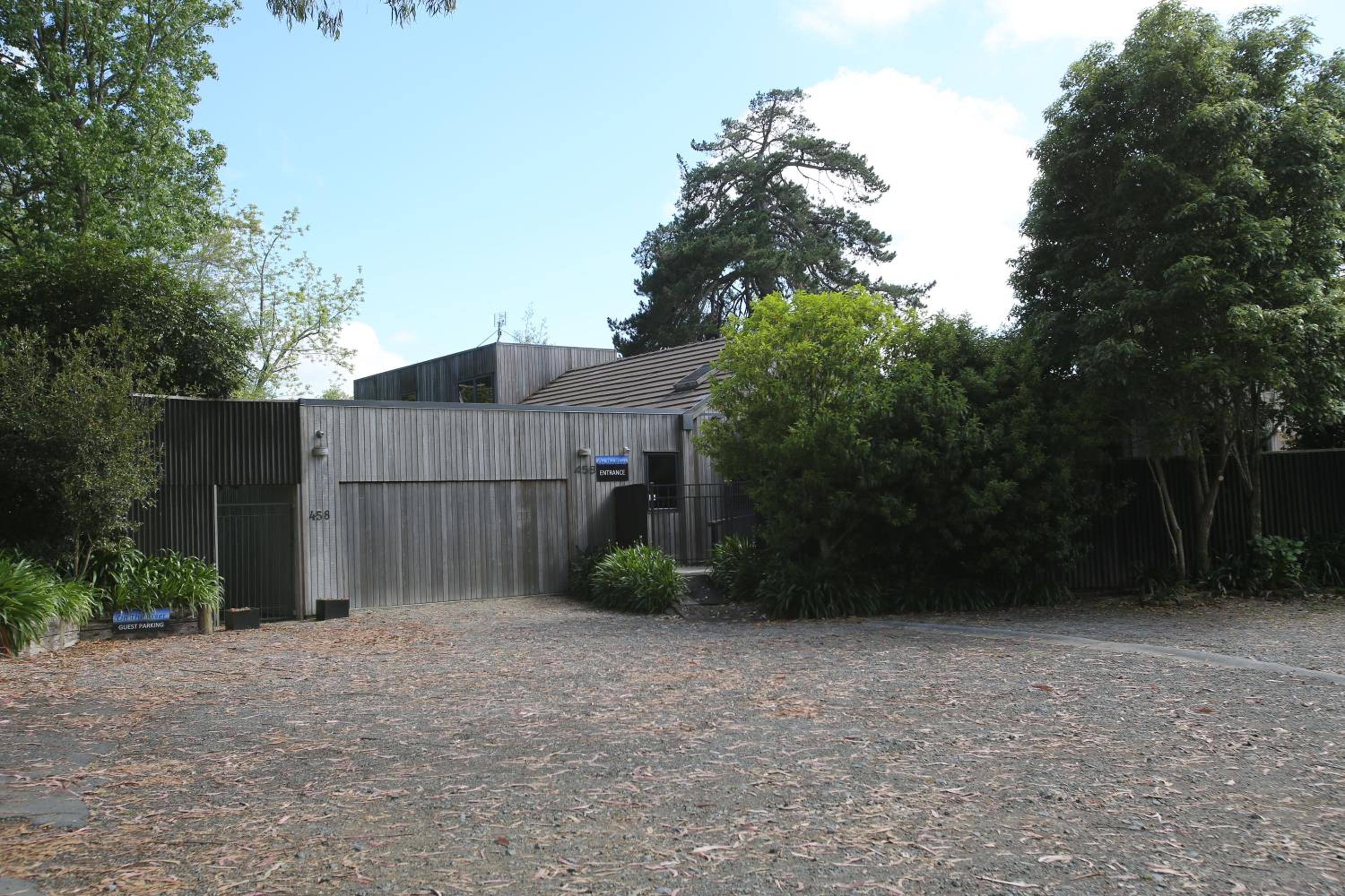 Photo 16