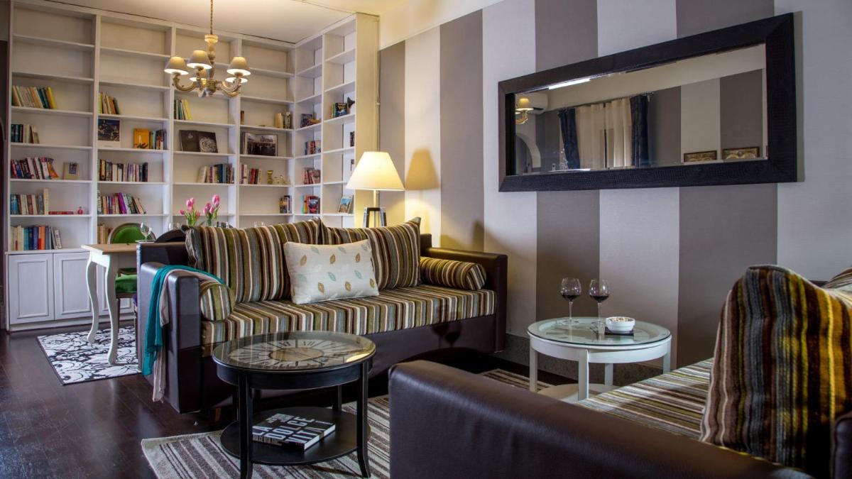 The Inn Apartments Forum by The Goodnight Company