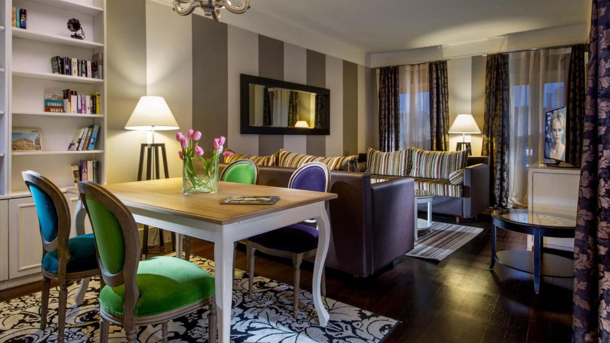 The Inn Apartments Forum by The Goodnight Company