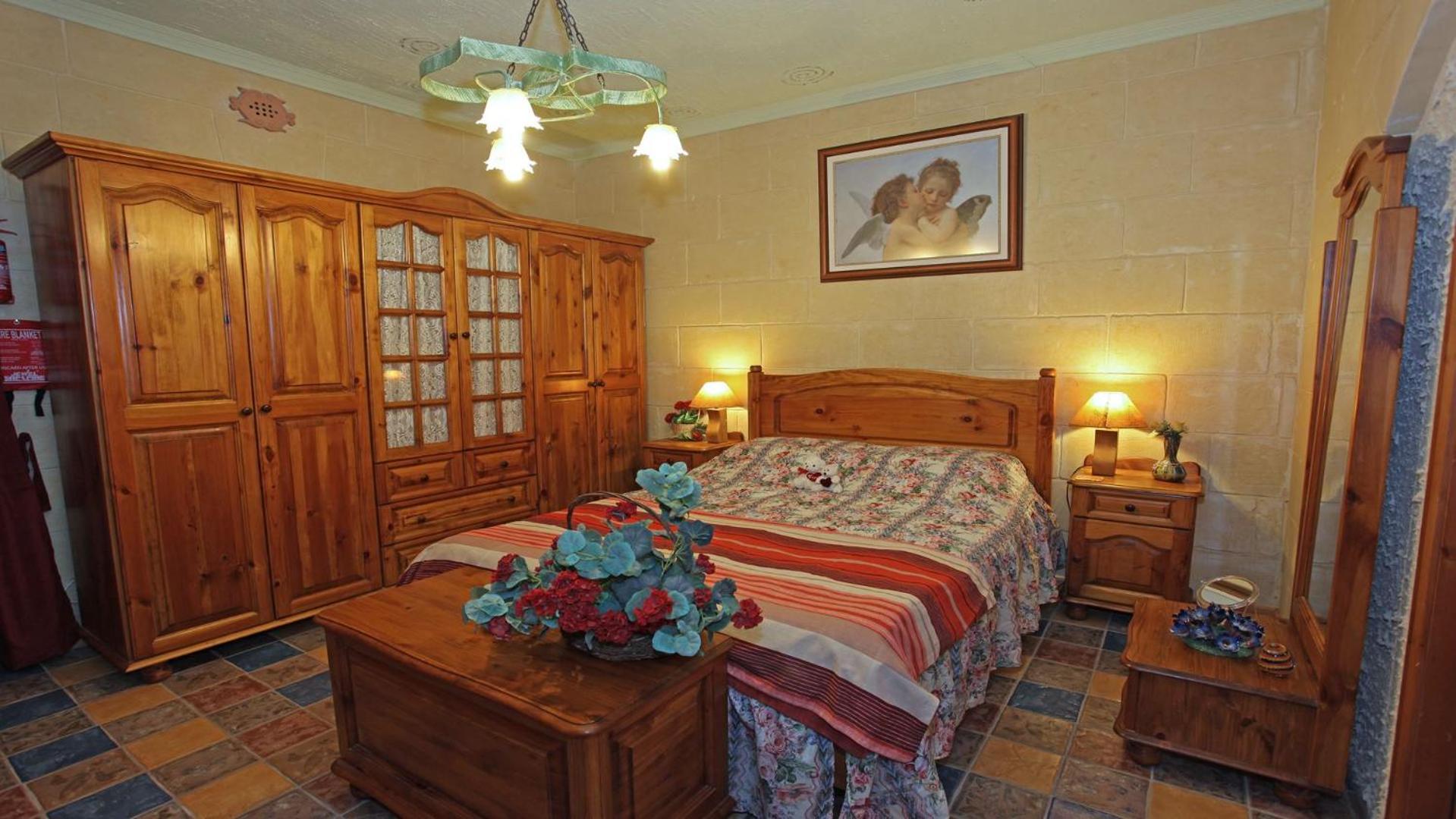 Great Seaviews Location - FREE Gozo taxi service, Fast WIFI, Bicycles, BBQ & Parking, No Car needed photo 4
