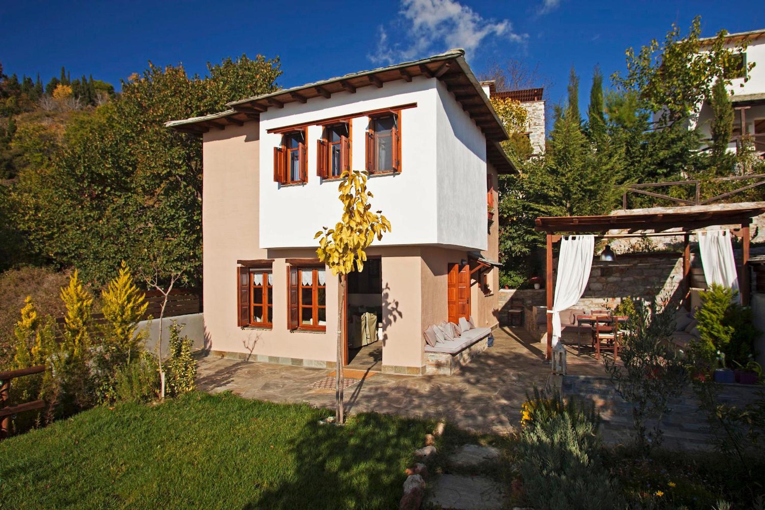 Pelion Homes
