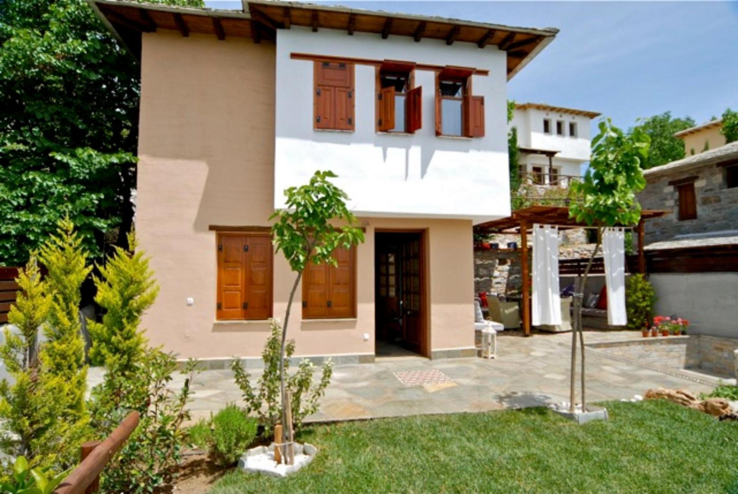 Pelion Homes