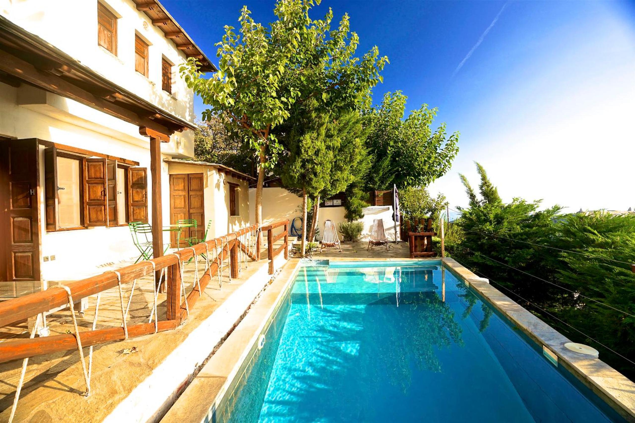 Pelion Homes