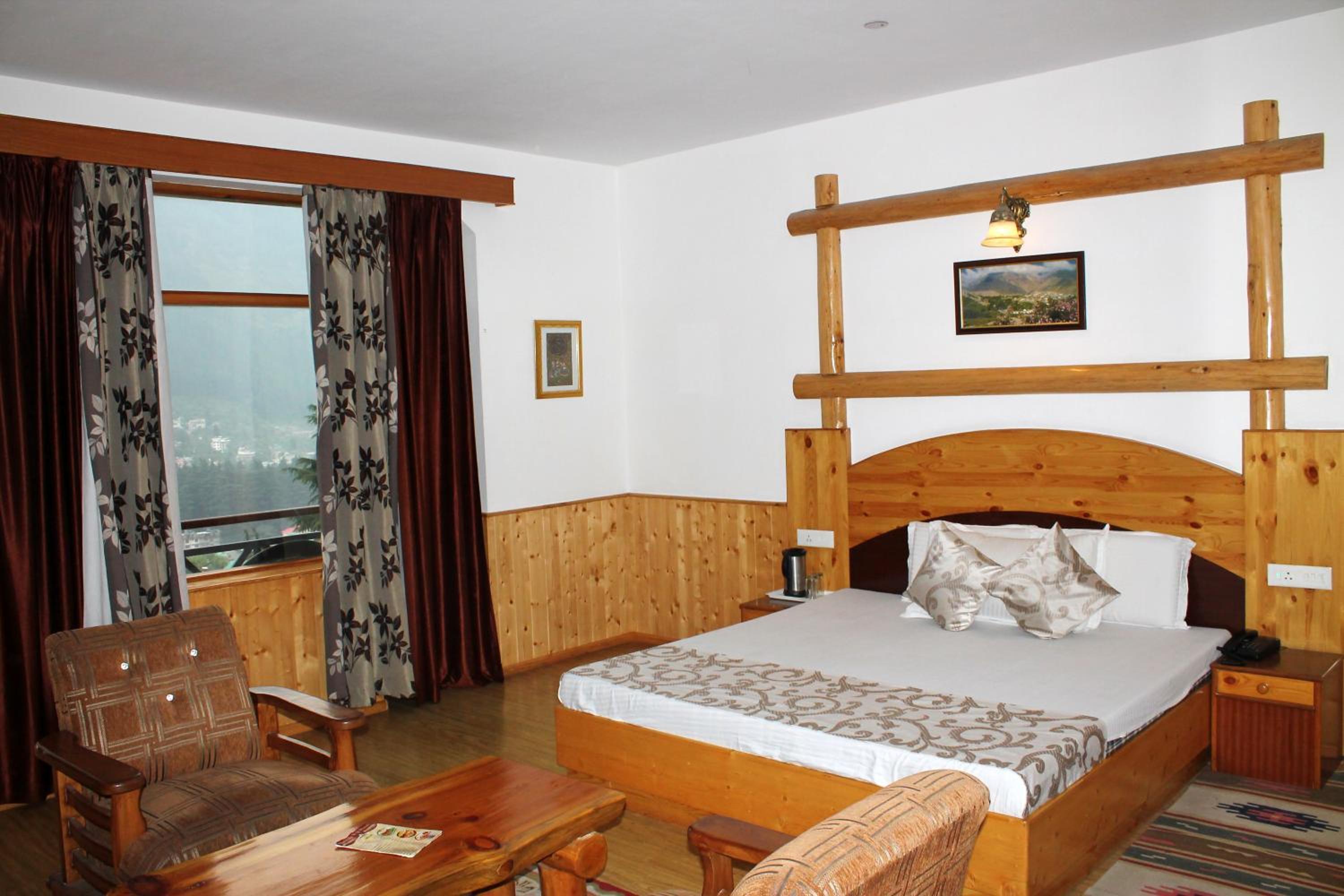 Hotel Mountain Trail Manali