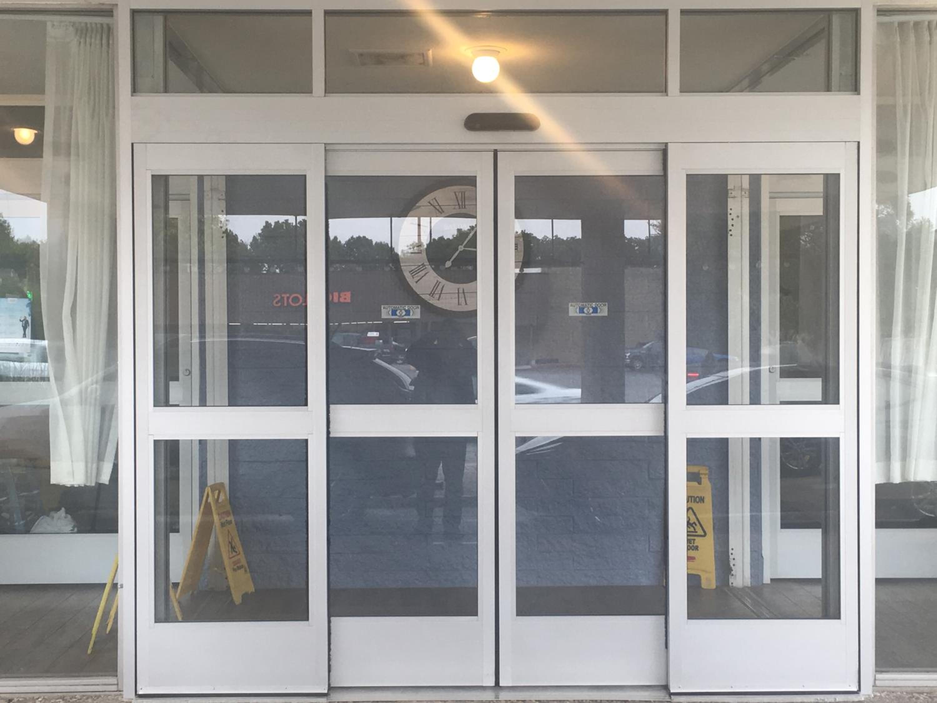 Danville Vacations - Days Hotel by Wyndham Danville Conference Center - Property Image 9