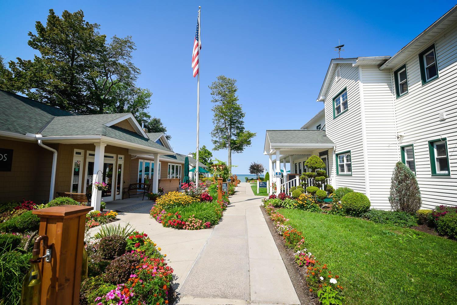 The Lakehouse Inn Geneva