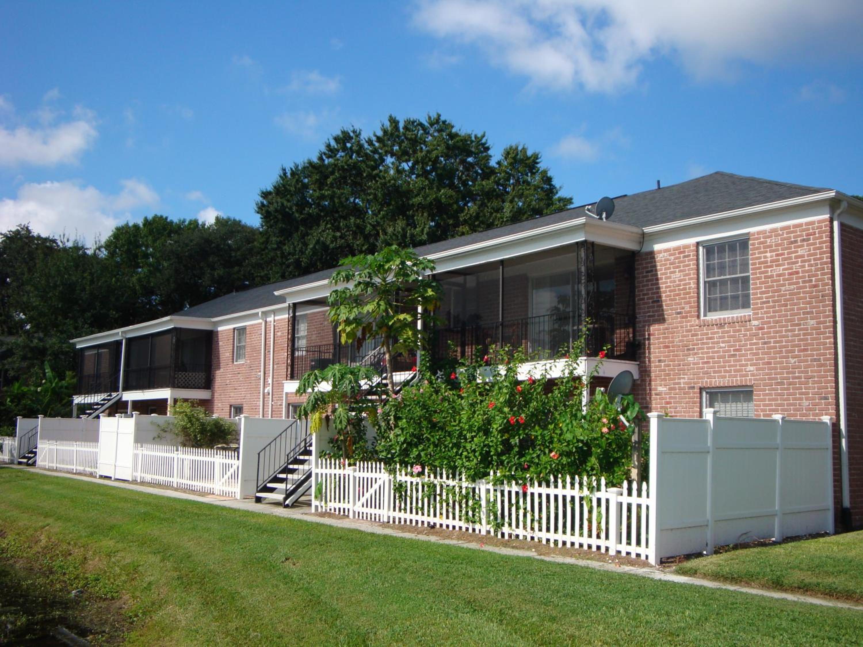 Beautiful Condo Close to Busch Gardens view 2