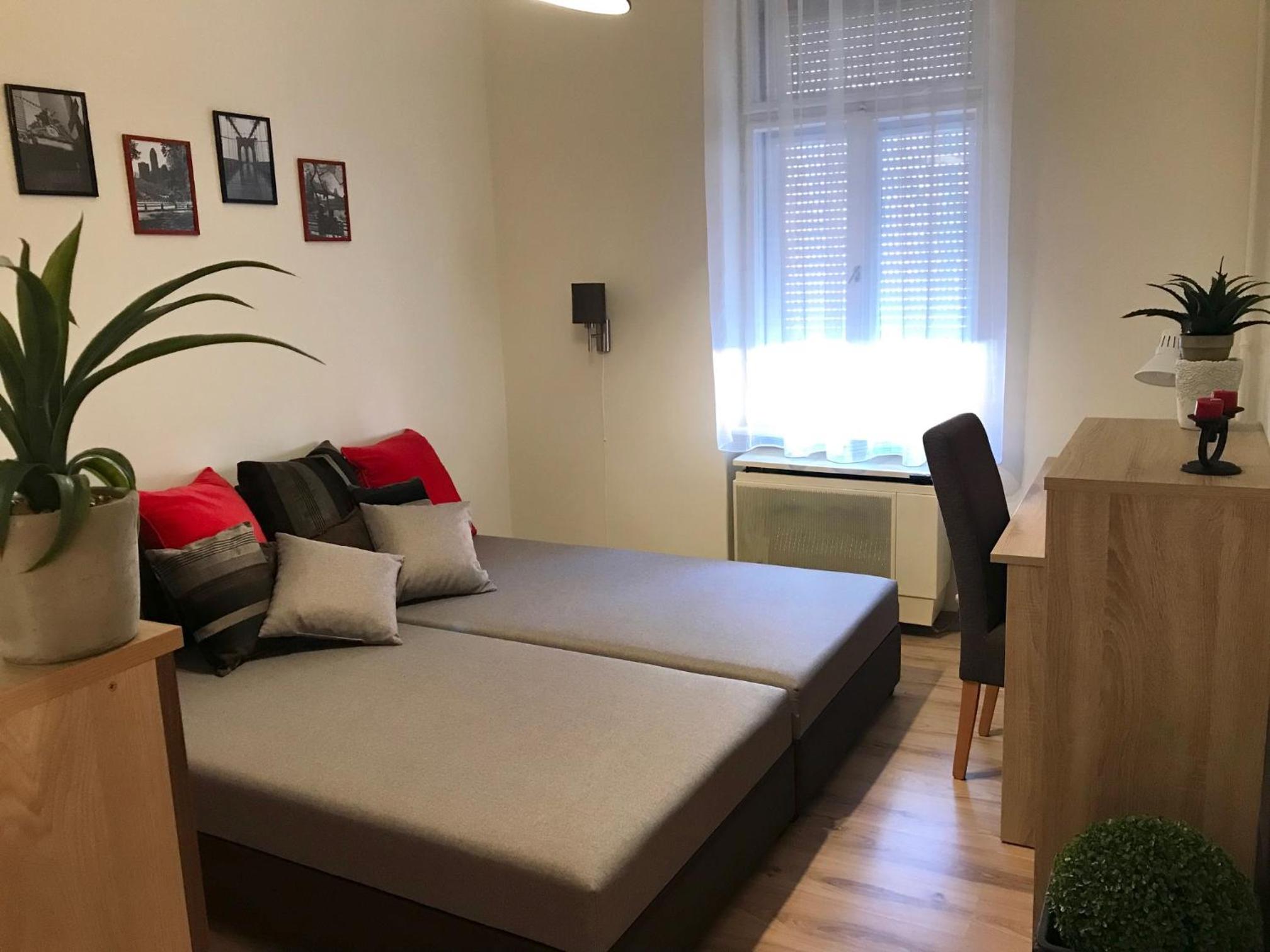 City Apartman view 4