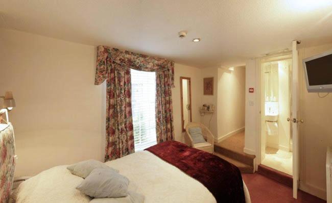 Oxford Vacations - Bath Place Hotel Limited - Property Image 13