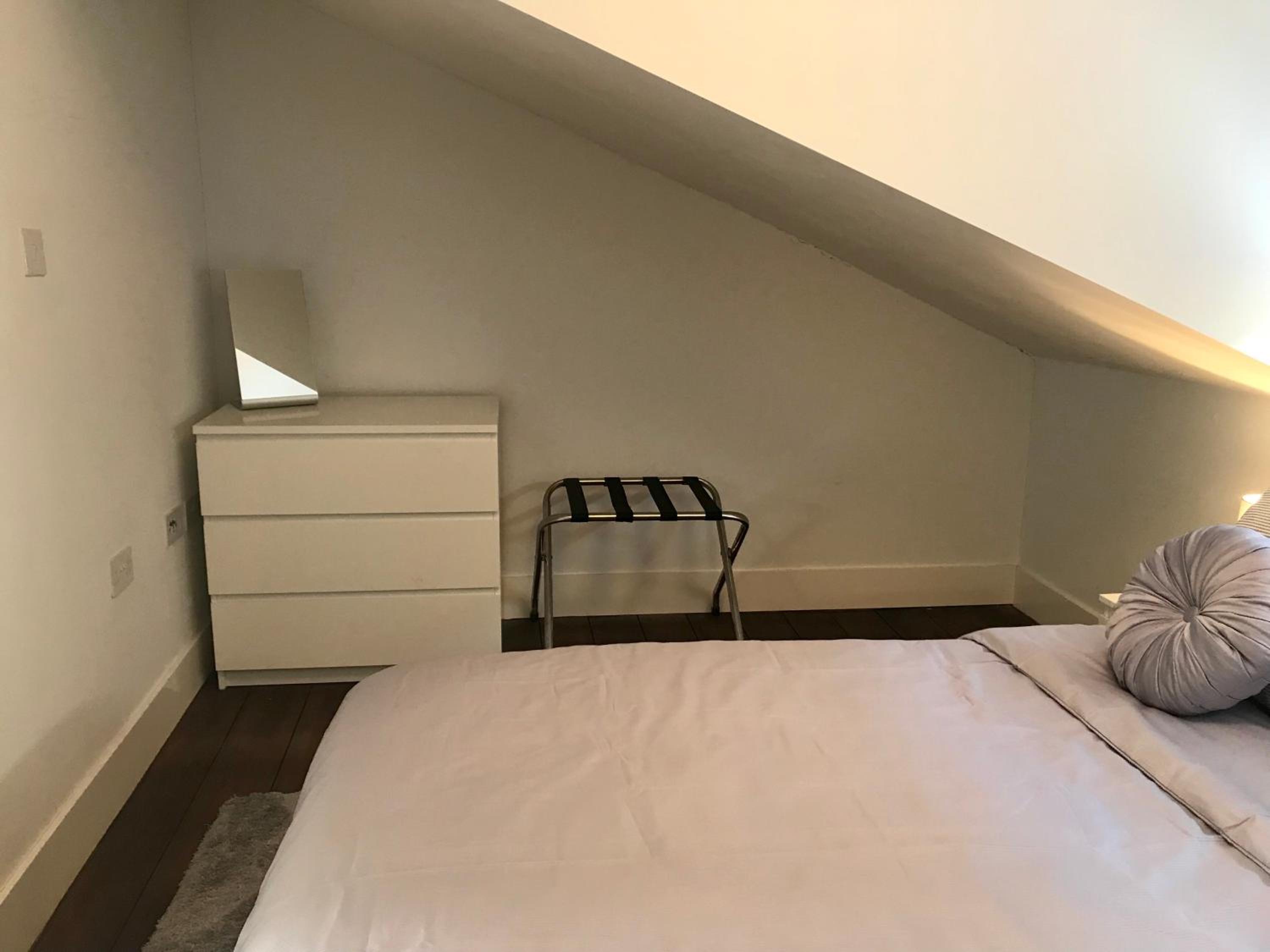 Stylish Notting Hill Gate Flat